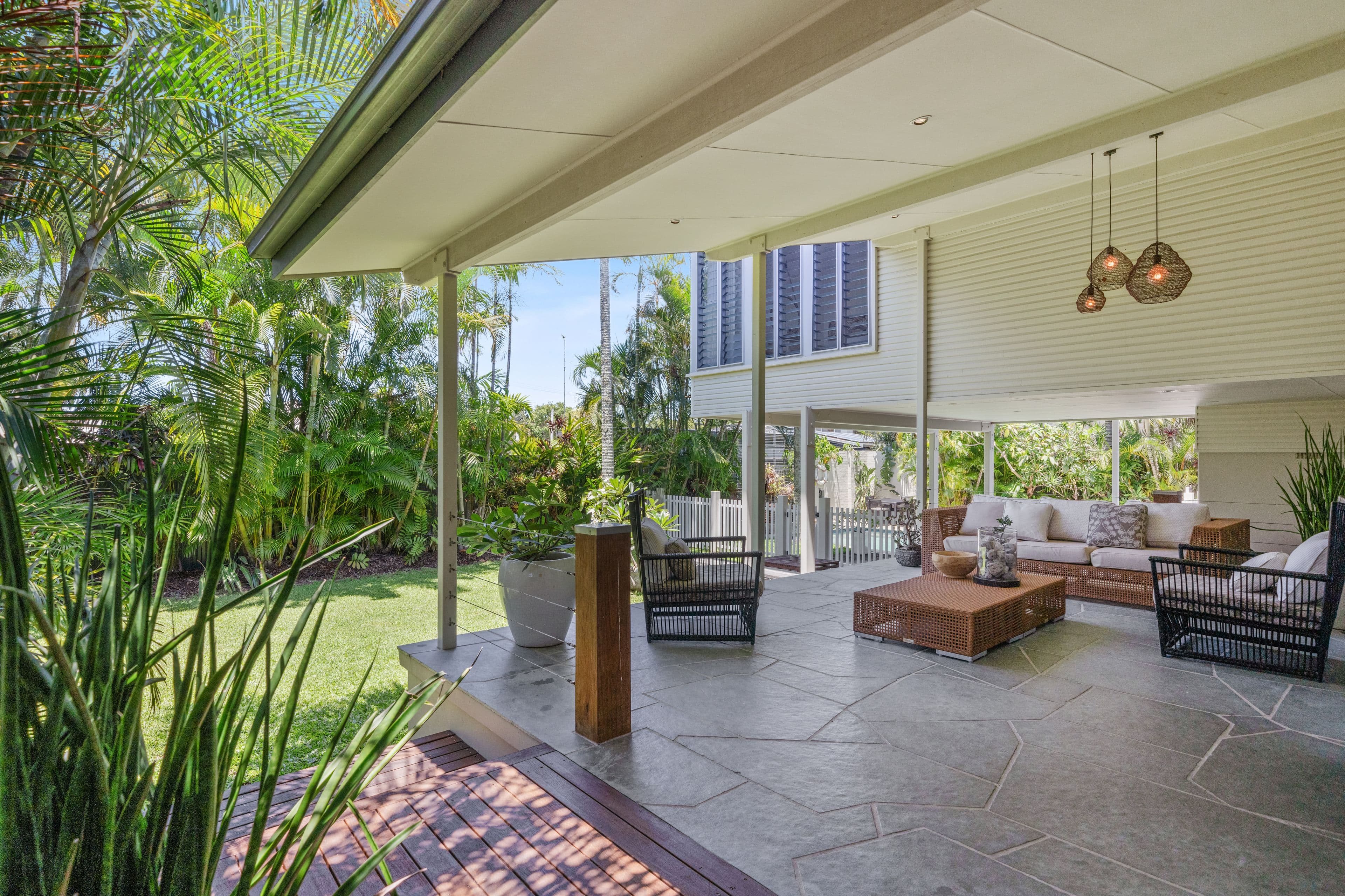 7 Yeringba Street, Mermaid Waters QLD 4218, Mermaid Waters - Thumbnail 6