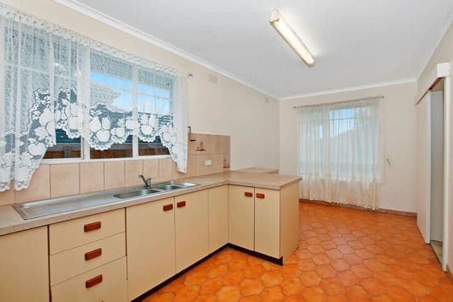 4 Ida Court, RESERVOIR VIC 3073, Reservoir - Thumbnail 4