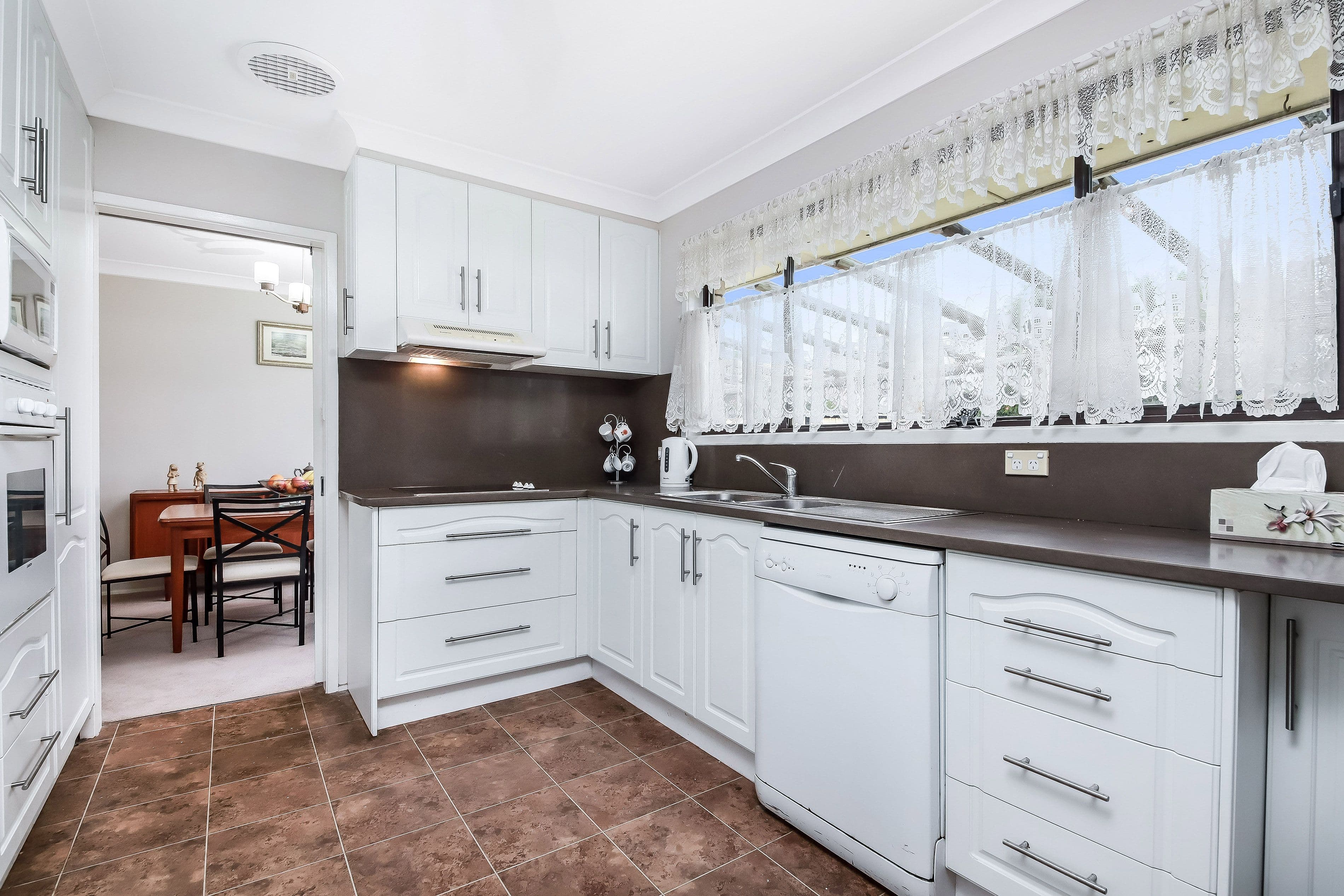 16 Harden Crescent, Georges Hall NSW 2198, Georges Hall - Thumbnail 3