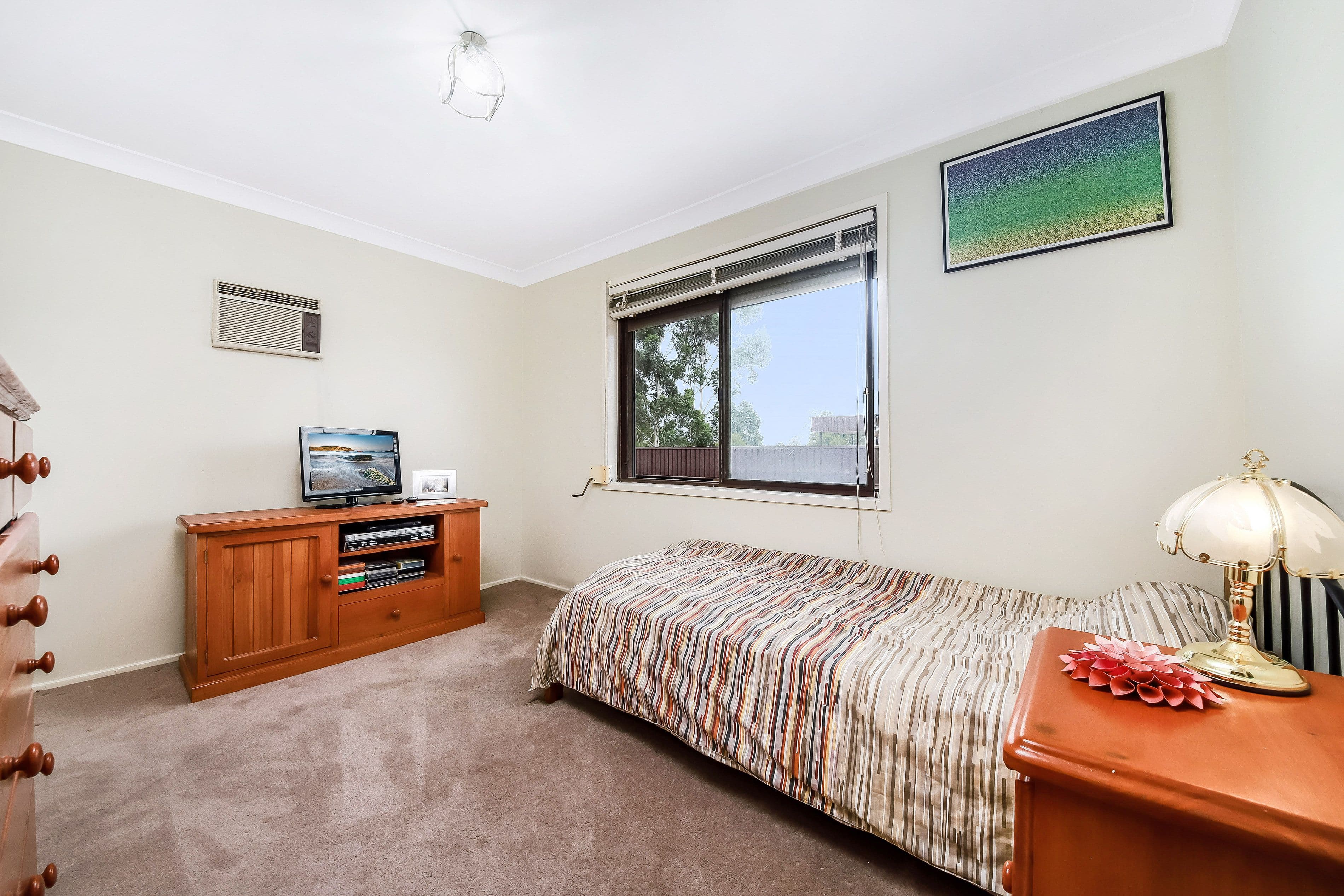 16 Harden Crescent, Georges Hall NSW 2198, Georges Hall - Thumbnail 6