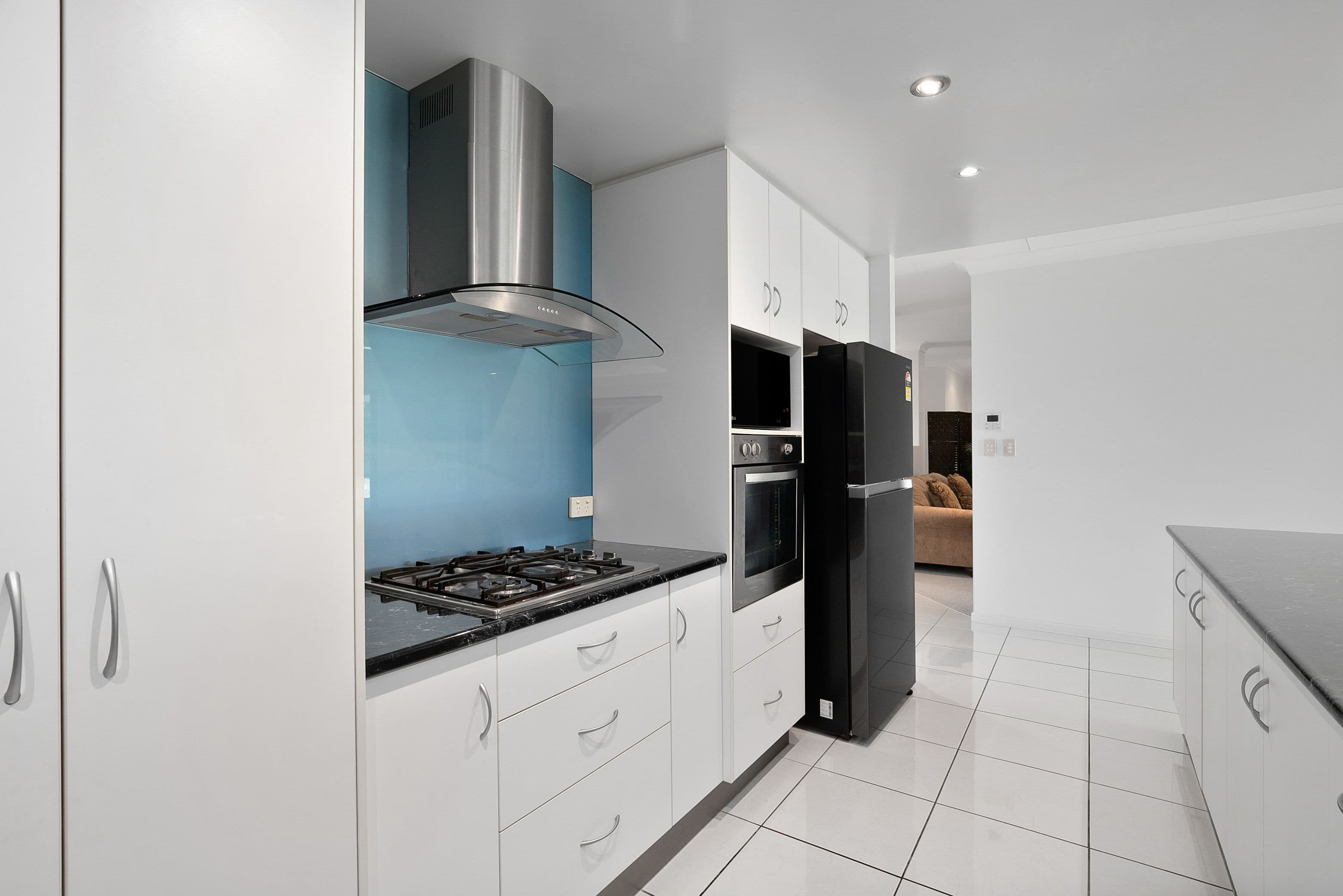 16 Rogers Street, Emerald QLD 4720, Emerald - Thumbnail 5