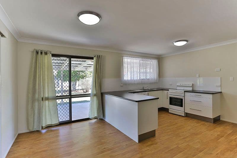 21 Sampson Street, WILSONTON QLD 4350, Wilsonton - Thumbnail 4