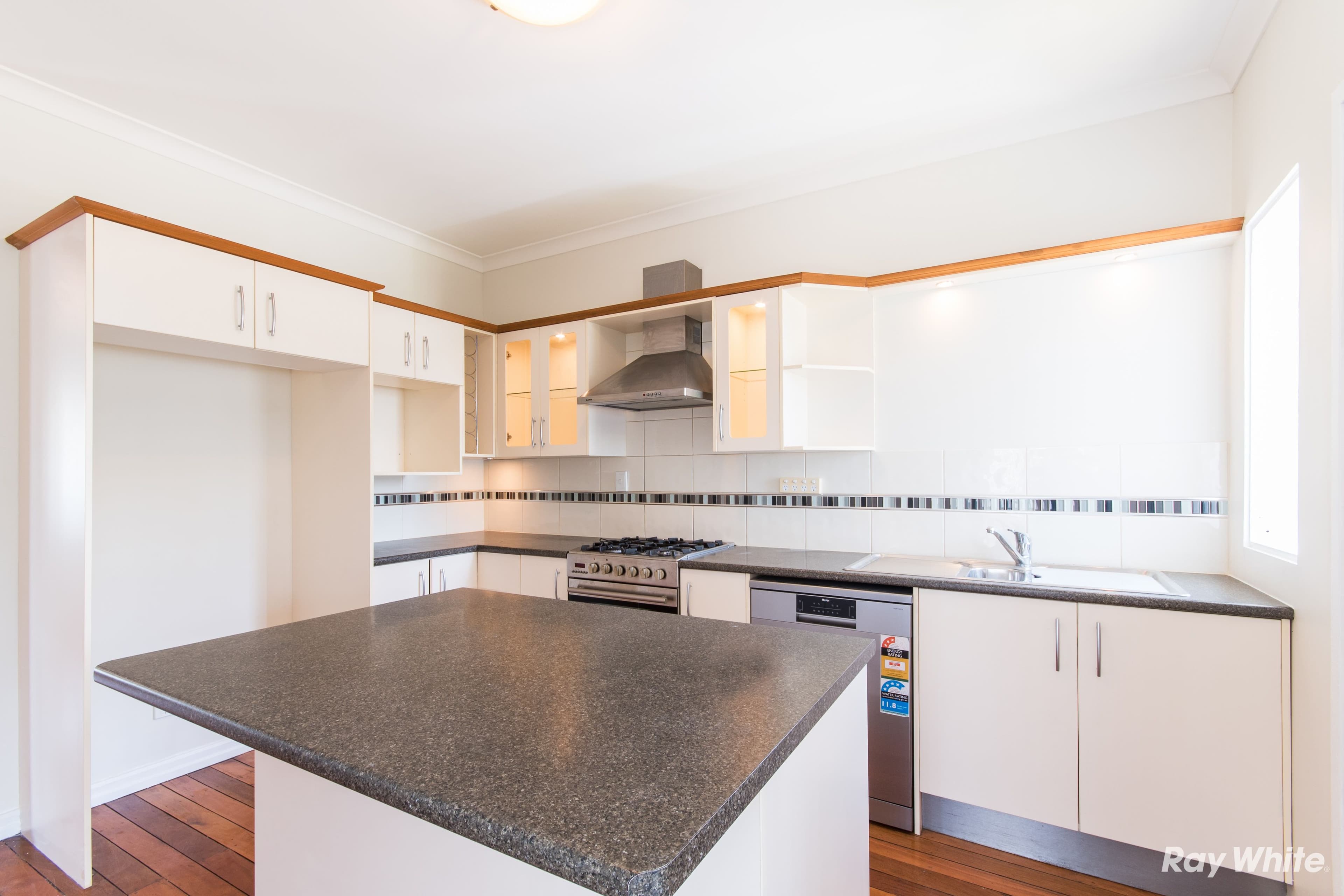220 Saint Vincents Road, Banyo QLD 4014, Banyo - Thumbnail 7