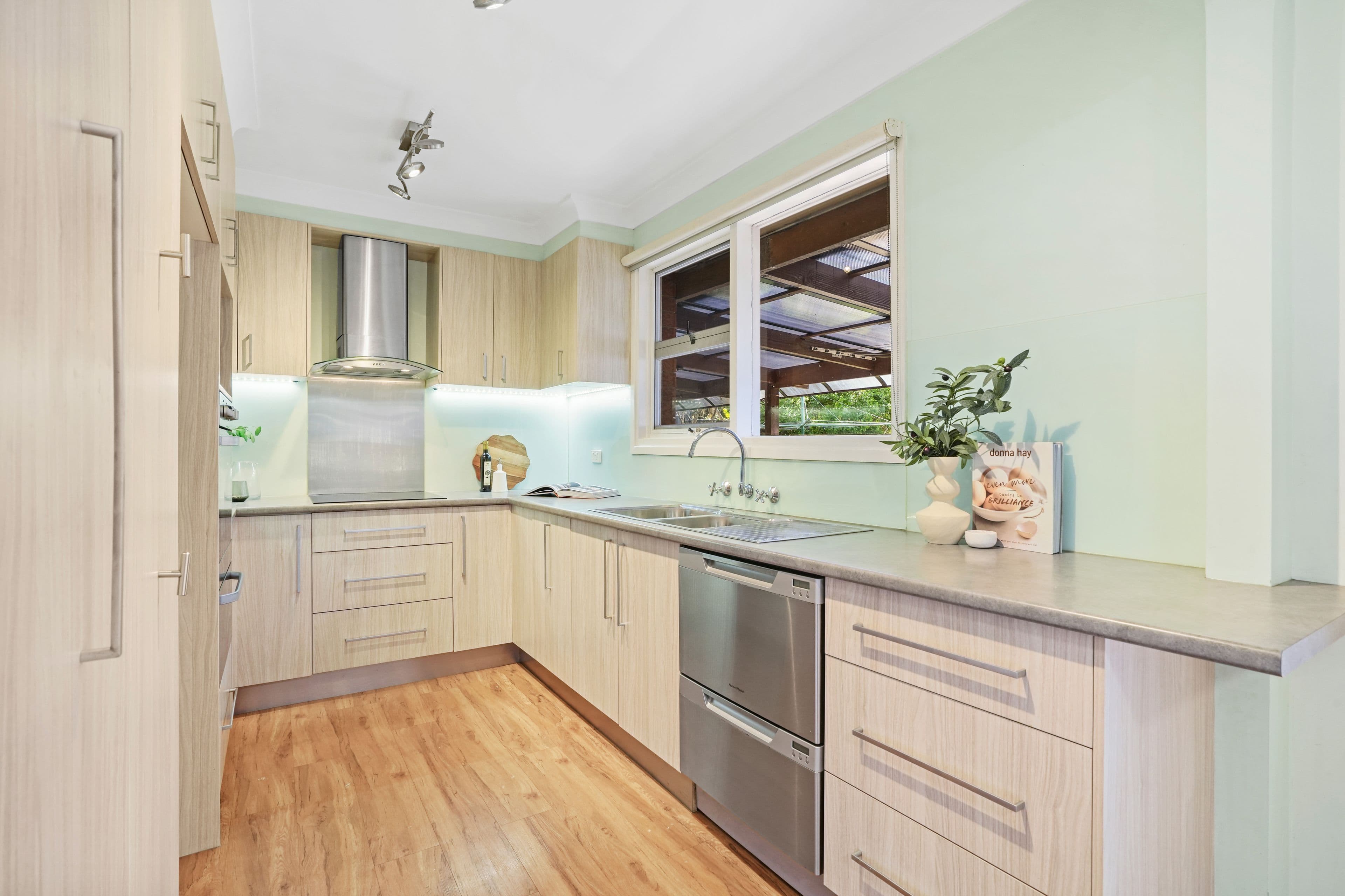 26 Woodhill Street, Castle Hill NSW 2154, Castle Hill - Thumbnail 5