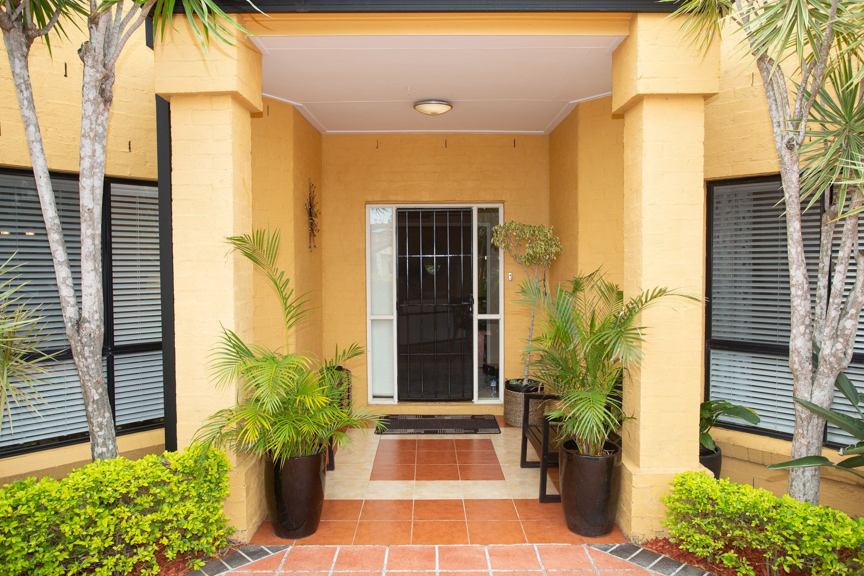 3 Alpena Close, Carindale QLD 4152, Carindale - Thumbnail 2