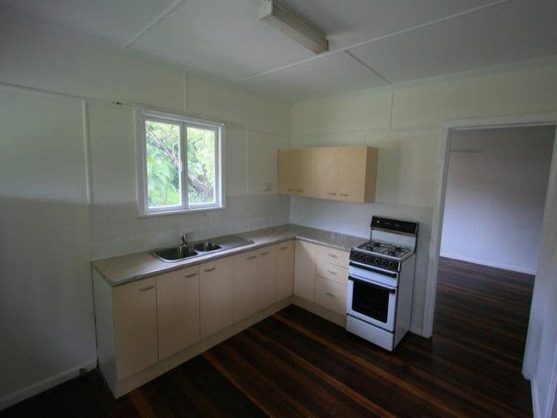 86 Sexton Street, TARRAGINDI QLD 4121, Tarragindi - Thumbnail 4
