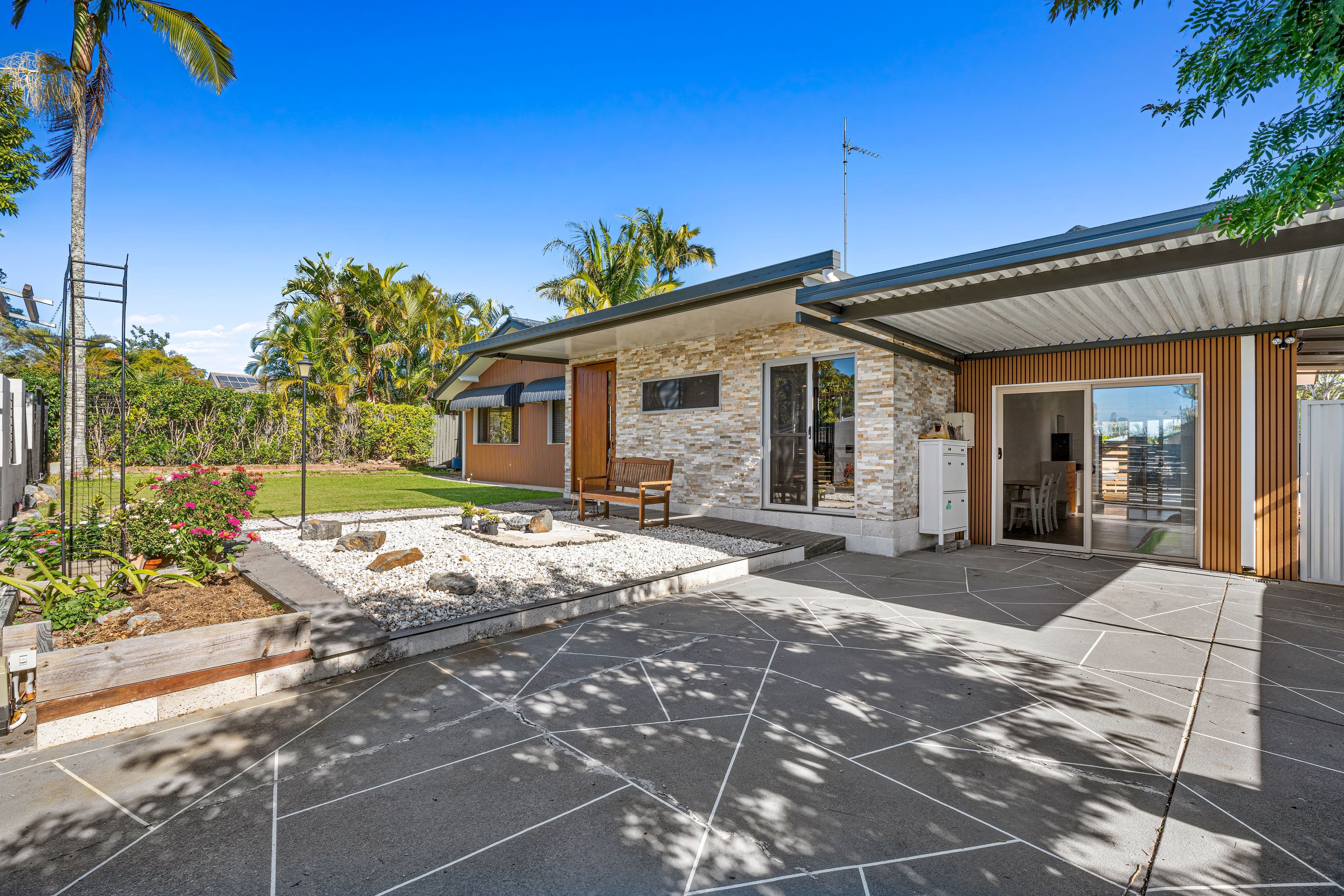 48 Lambros Drive, Benowa QLD 4217, Benowa - Thumbnail 3