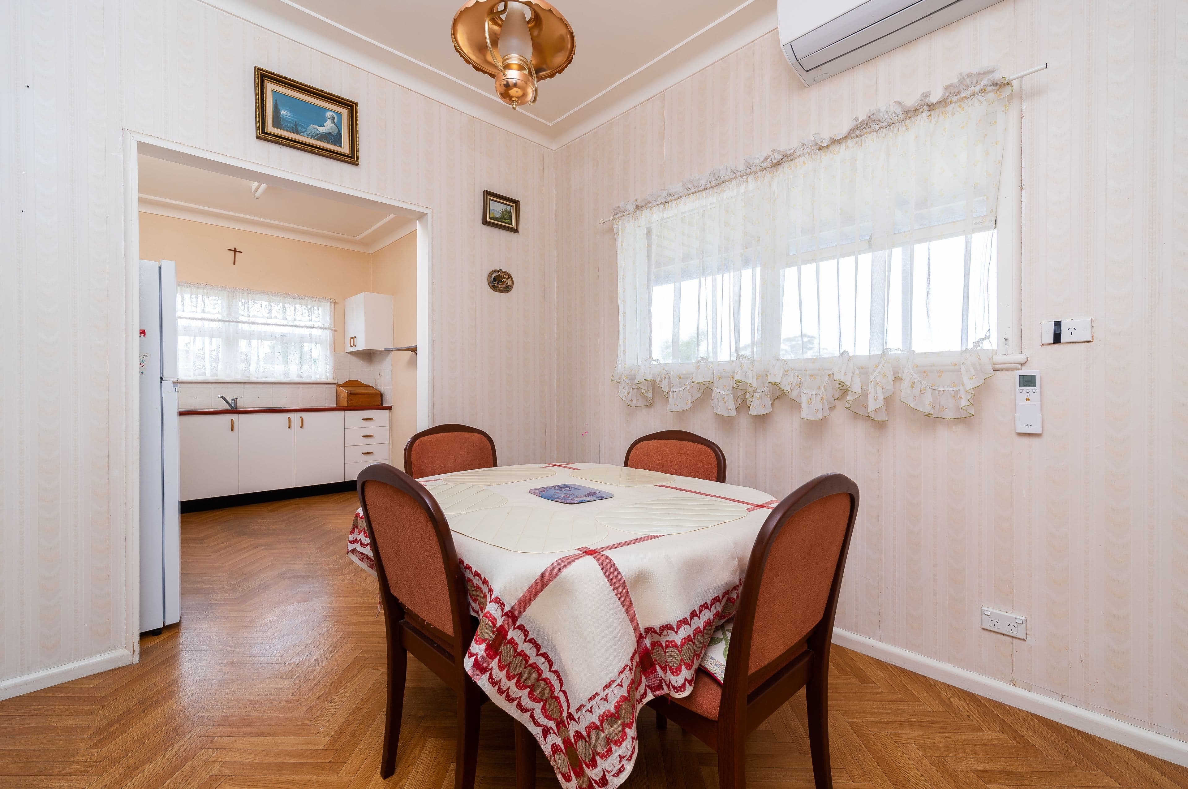 2 Flinders Street, Fairfield West - Thumbnail 4