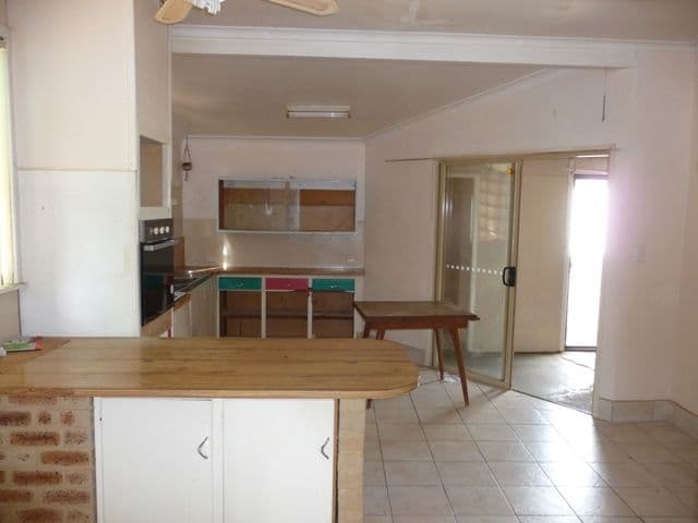 34 forrest Street, QUAIRADING WA 6383, Quairading - Thumbnail 3
