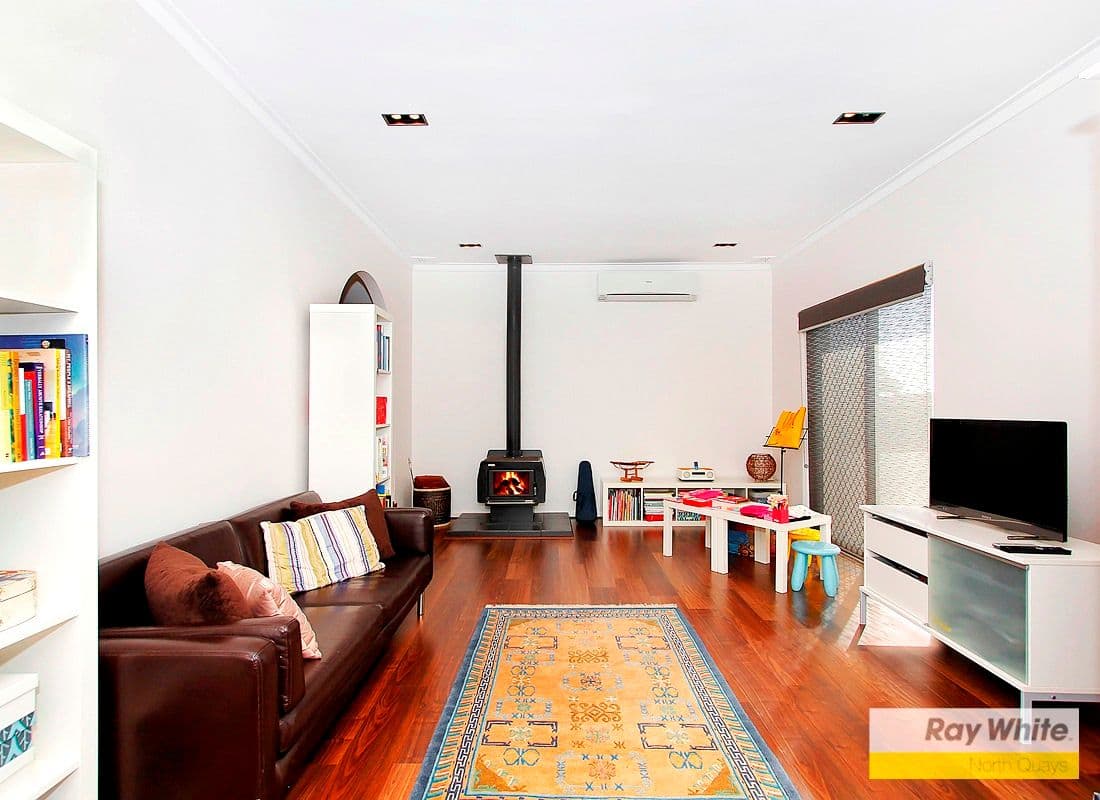 38 Mayflower Cresent, CRAIGIE WA 6025, Craigie - Thumbnail 4