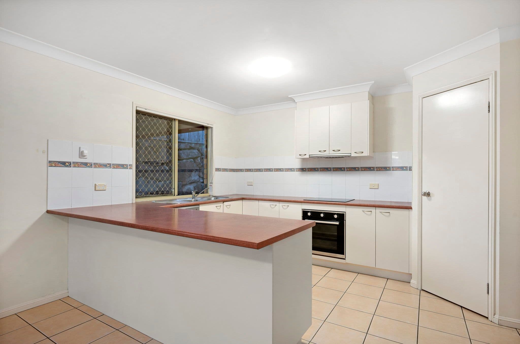 4 Pomeroy Close, Underwood QLD 4119, Underwood - Thumbnail 4