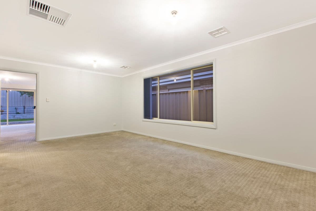 12 Swanson Avenue, Gilles Plains SA 5086, Gilles Plains - Thumbnail 5