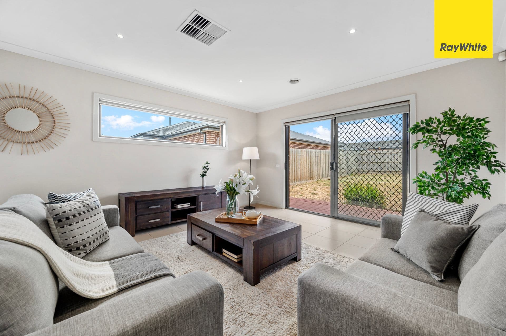 716 High Street, Melton West VIC 3337, Melton West - Thumbnail 4