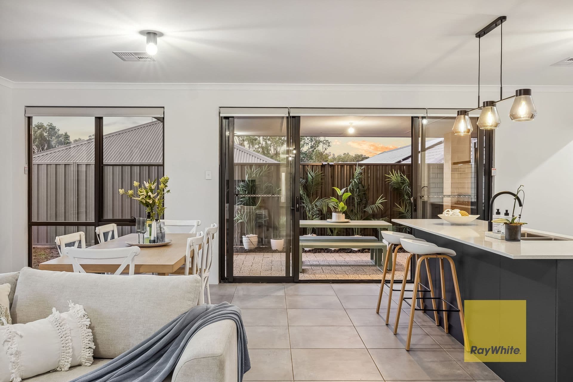 80 Denmark Loop, South Guildford WA 6055, South Guildford - Thumbnail 8