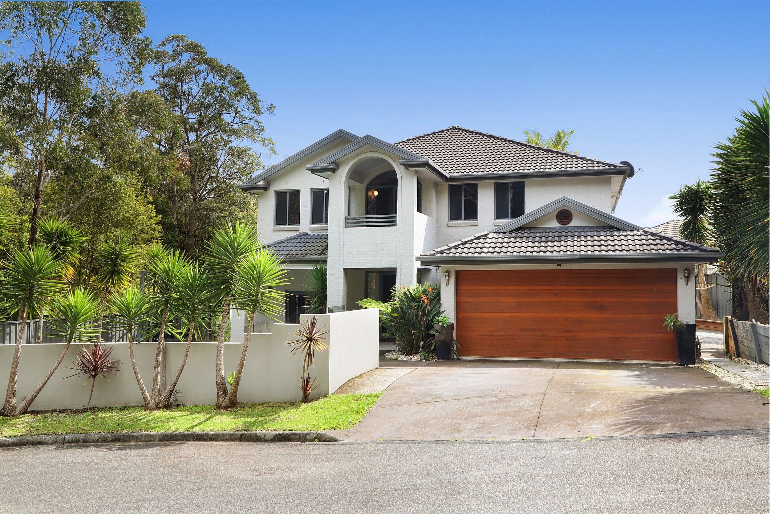 16 Bellbower Close, Green Point - Image 1