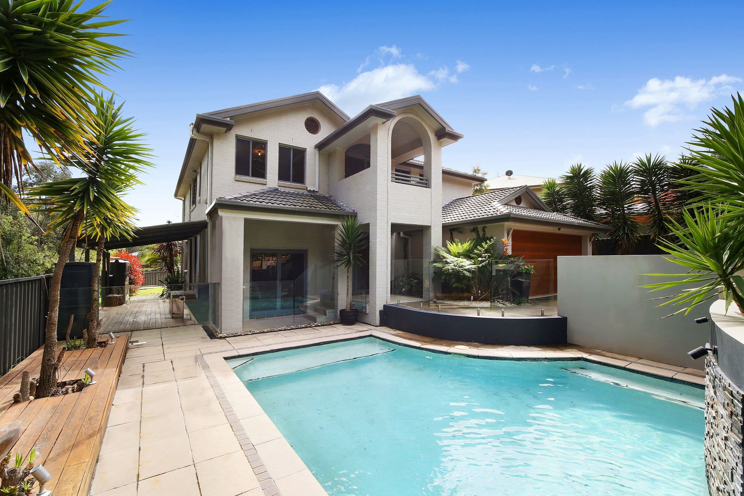 16 Bellbower Close, Green Point - Thumbnail 2