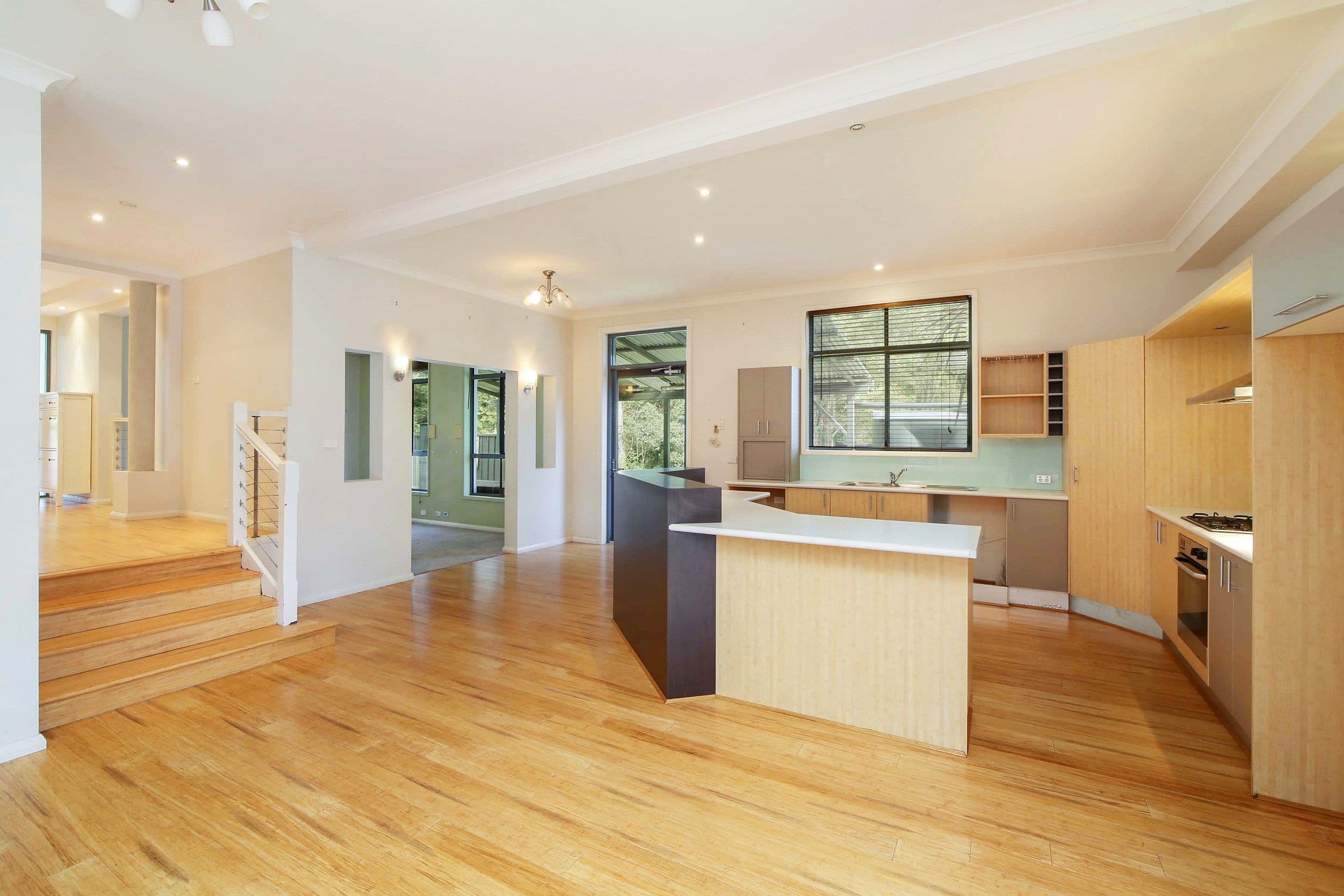 16 Bellbower Close, Green Point - Thumbnail 3