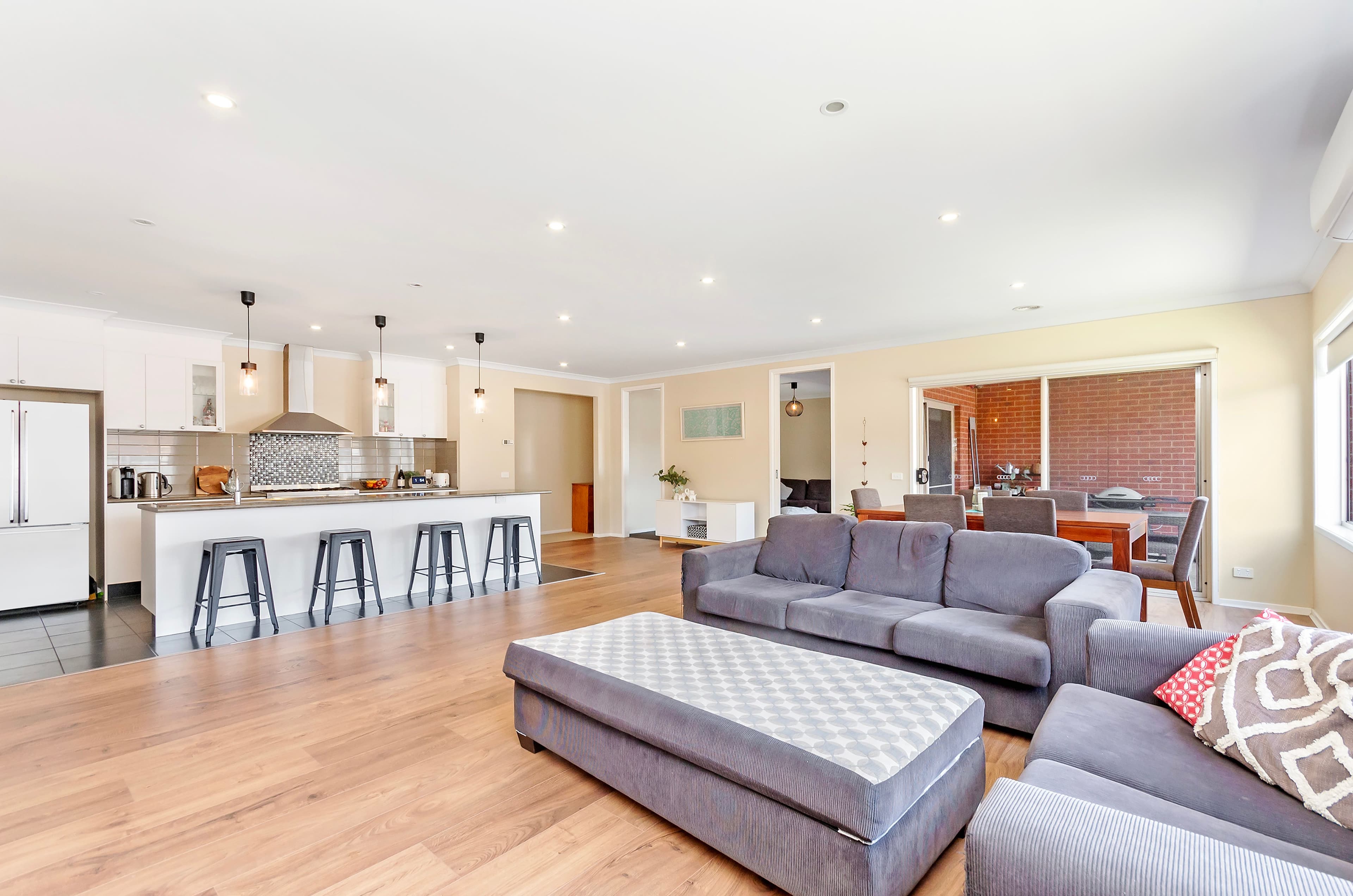 11 Wells Street, Warrnambool VIC 3280, Warrnambool - Thumbnail 5
