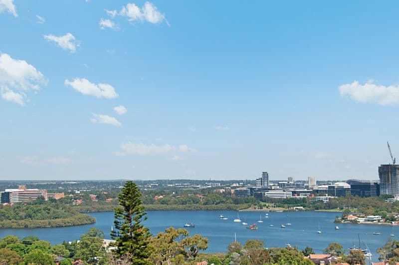 282 Morrison Road, Putney - Image 1