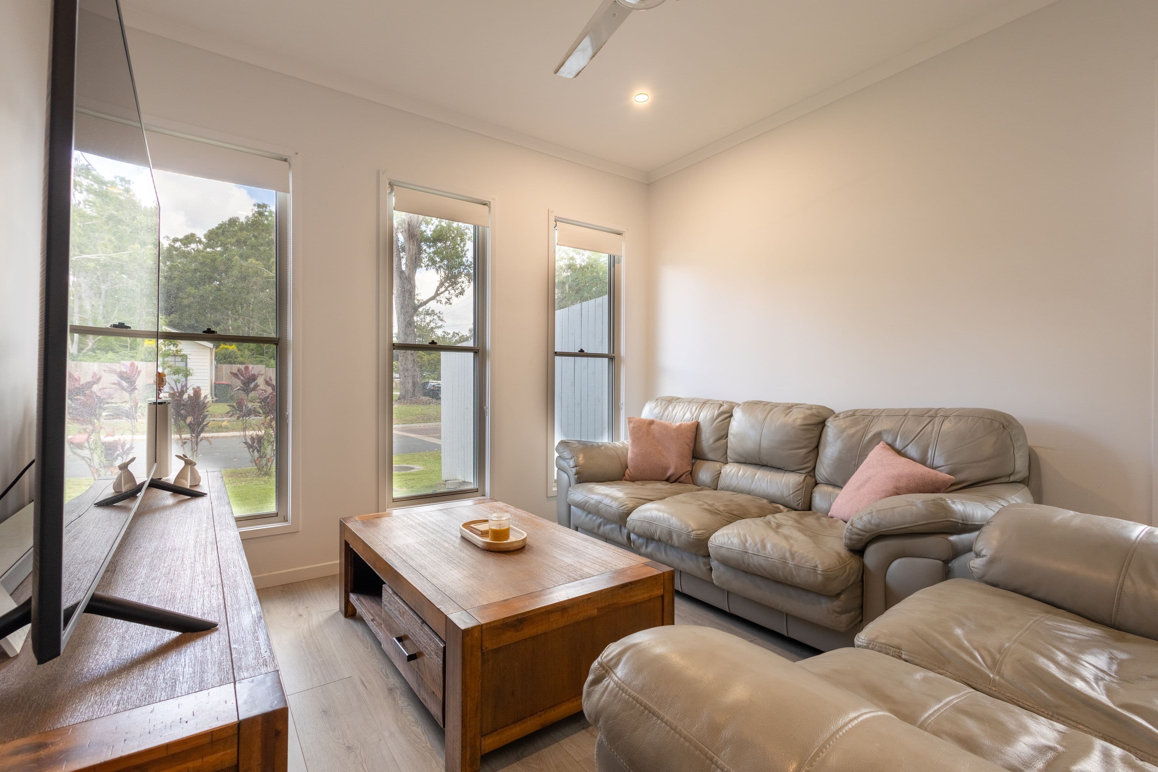 1 Wattlebird Court, Lawnton QLD 4501, Lawnton - Thumbnail 2