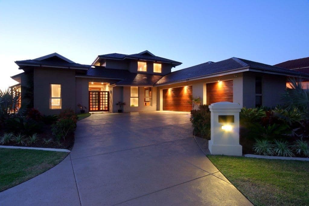 2123 Fernlea Close, HOPE ISLAND QLD 4212, Hope Island - Thumbnail 3