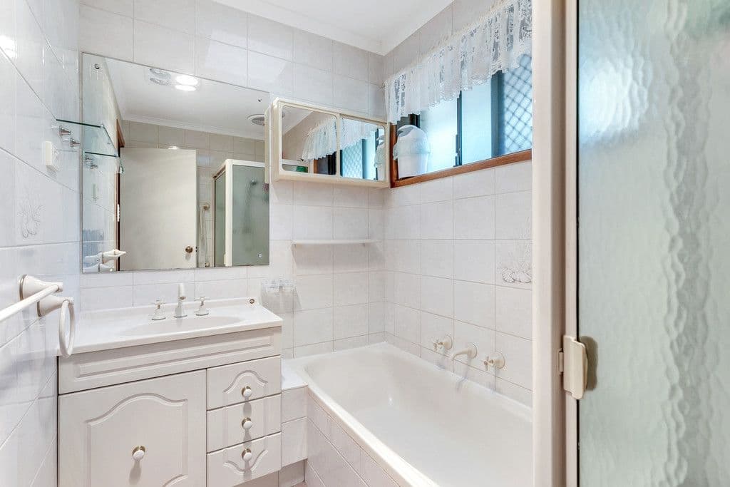 73 Delta Crescent, Aberfoyle Park SA 5159, Aberfoyle Park - Thumbnail 7