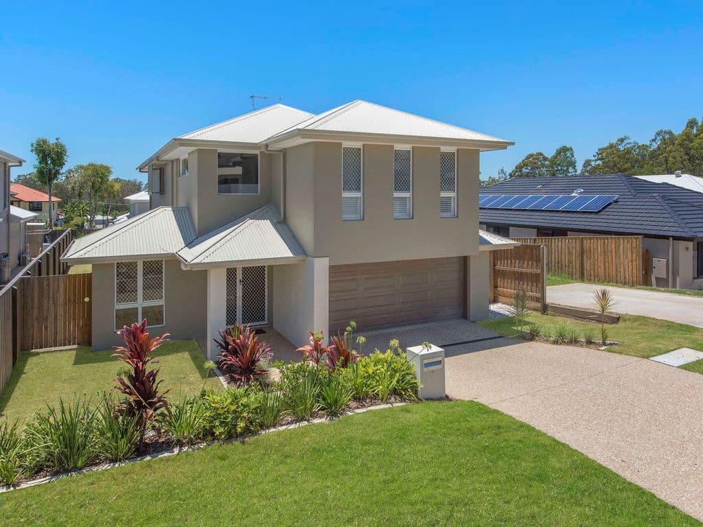 19 Celebration Place, Bridgeman Downs QLD 4035, Bridgeman Downs - Thumbnail 2