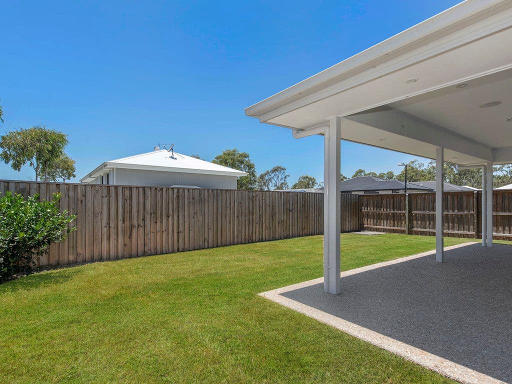 19 Celebration Place, Bridgeman Downs QLD 4035, Bridgeman Downs - Thumbnail 3