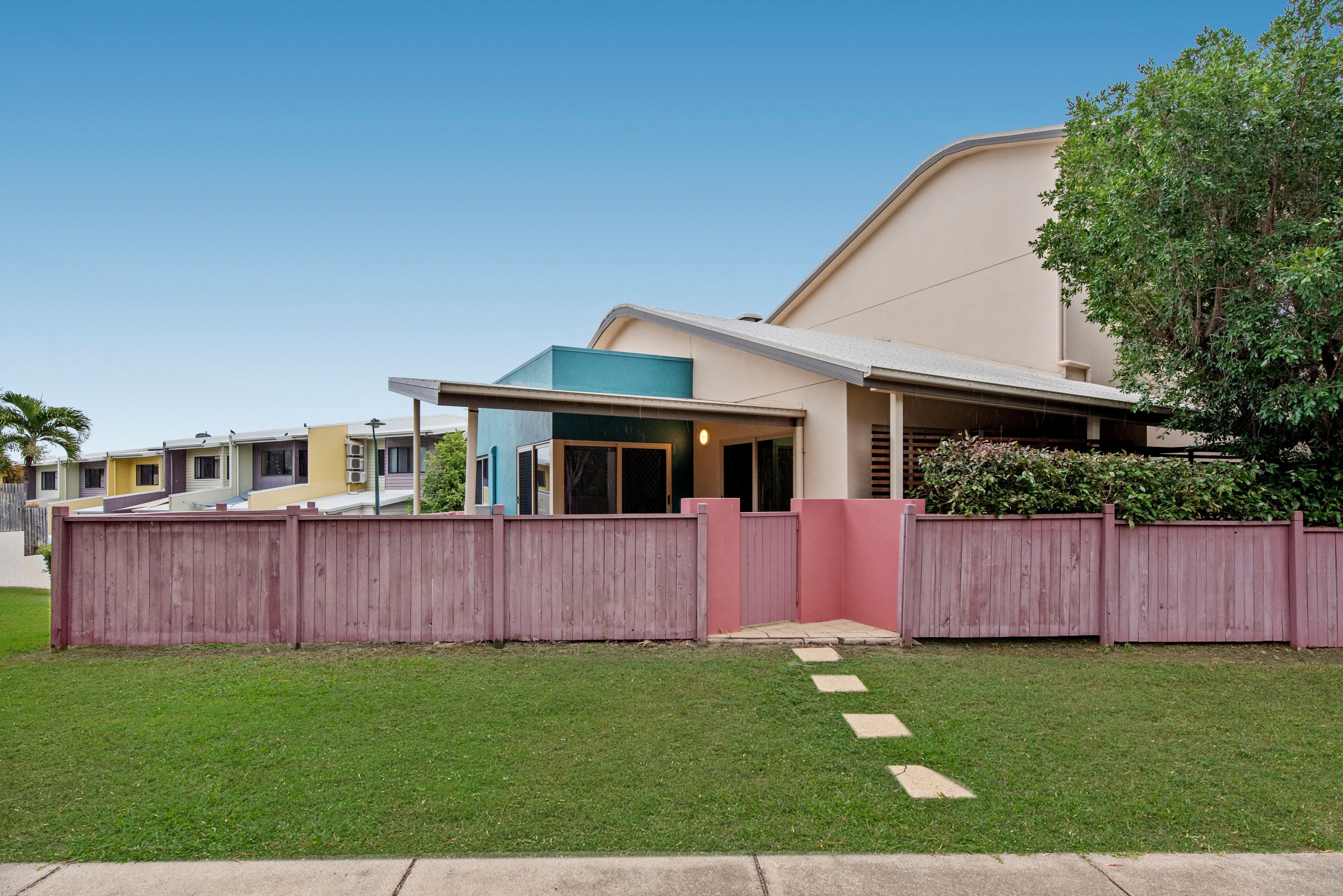 263 Riverside Boulevard, Douglas QLD 4814, Douglas - Thumbnail 2