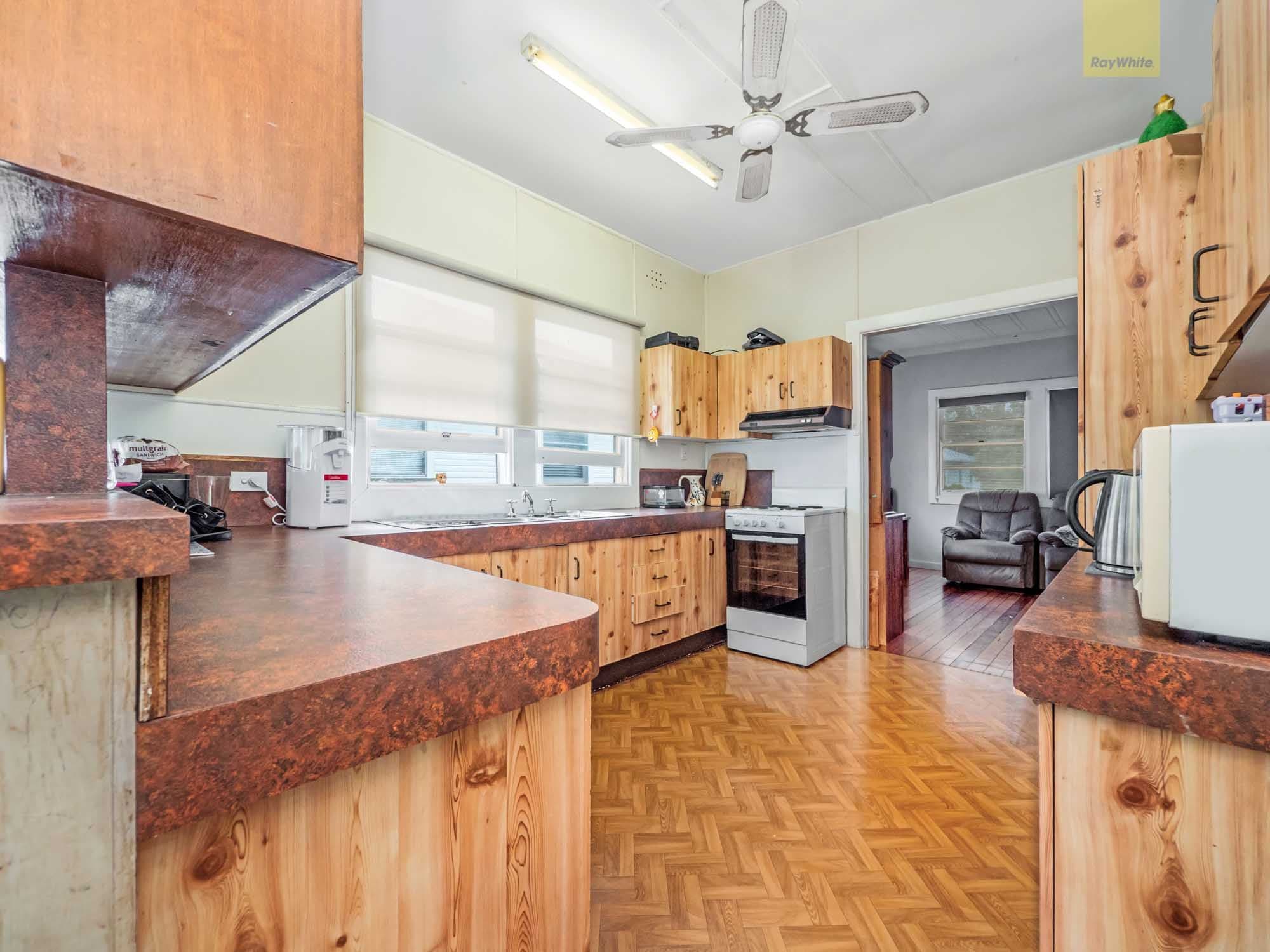 11 Peter Street, East Lismore - Thumbnail 3