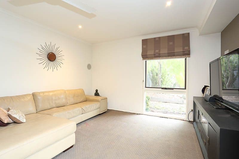 3 Caruana Close, Epping VIC 3076, Epping - Thumbnail 2