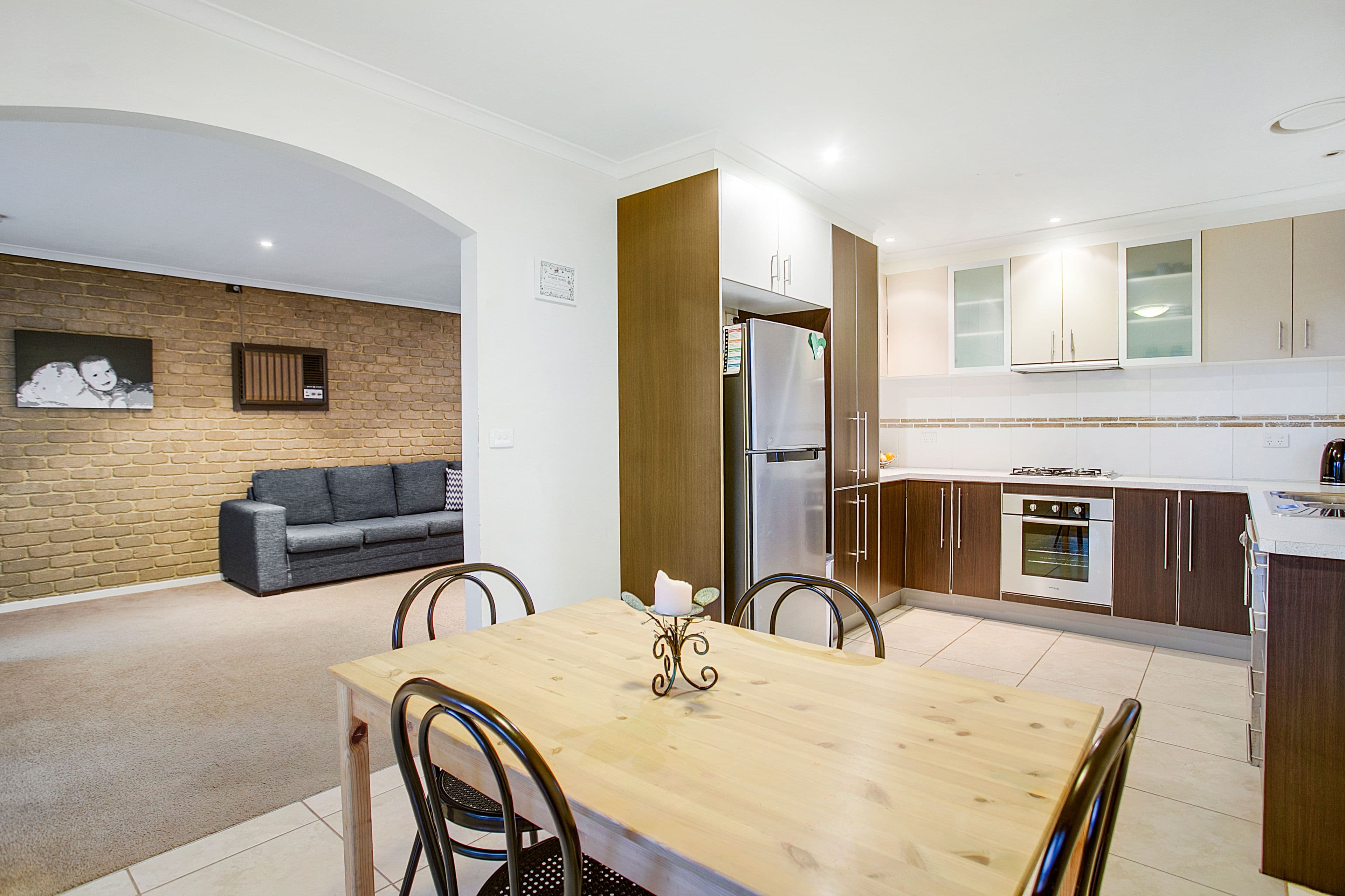 6 Illira Avenue, Frankston VIC 3199, Frankston - Thumbnail 3