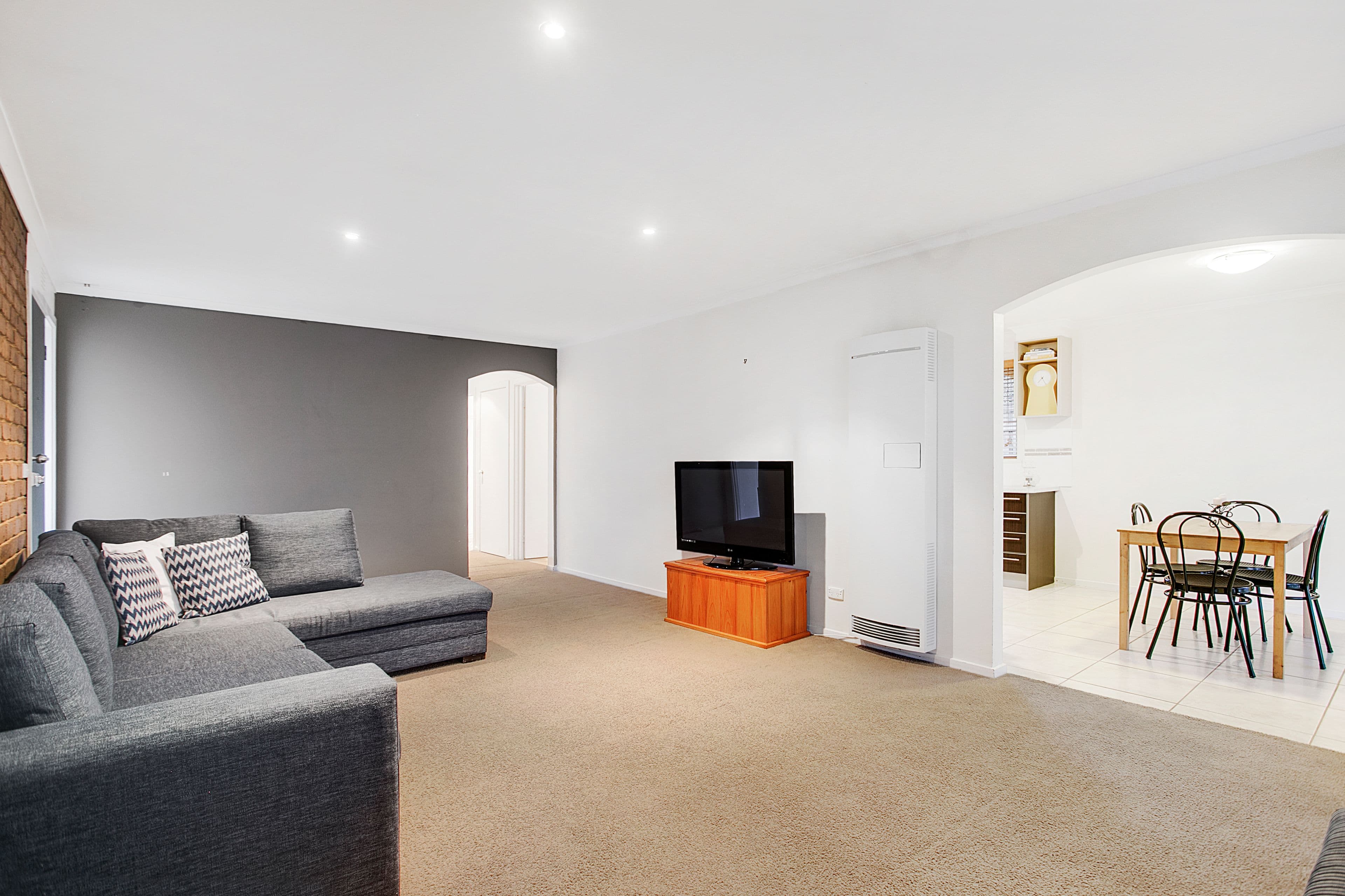 6 Illira Avenue, Frankston VIC 3199, Frankston - Thumbnail 5