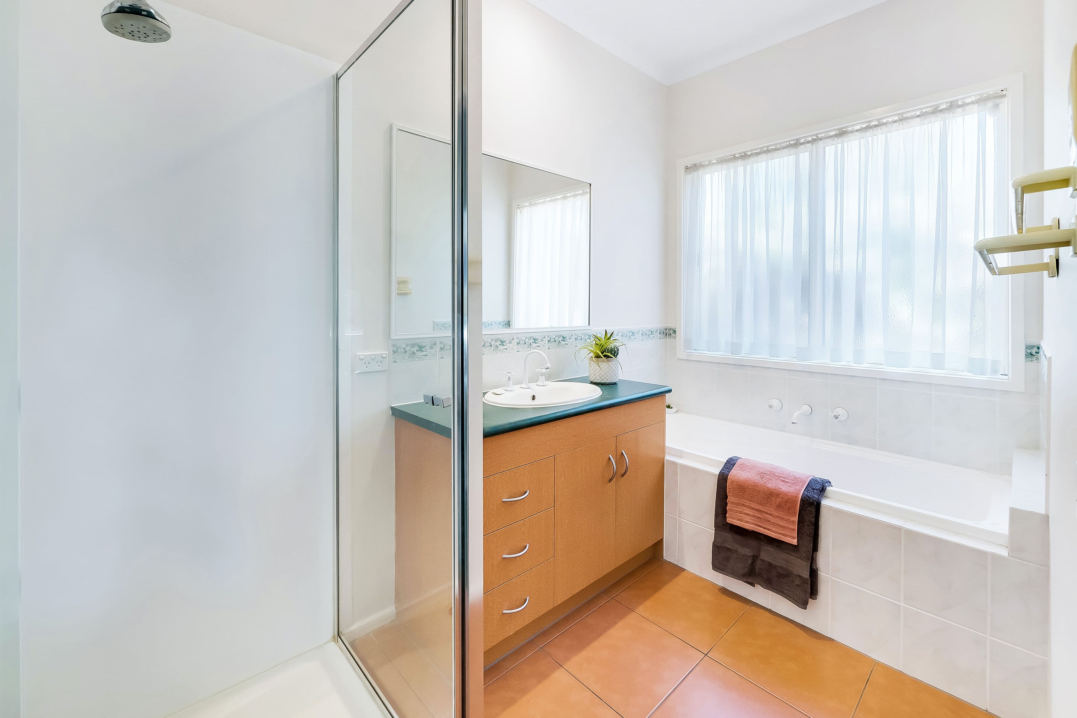 5 Desmond Court, Carrum Downs VIC 3201, Carrum Downs - Thumbnail 5