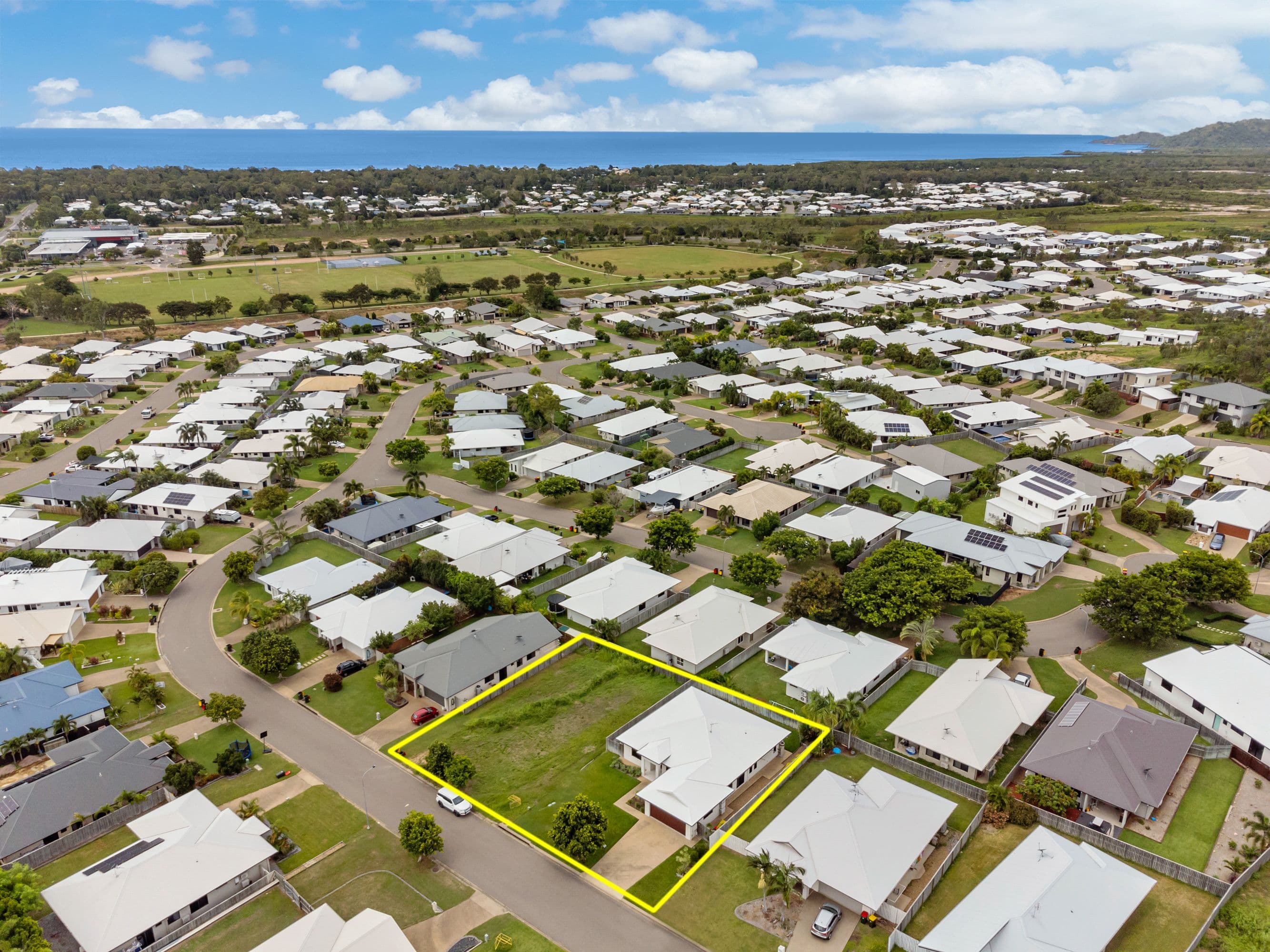 51 Rattray Street, Bushland Beach QLD 4818, Bushland Beach - Image 1