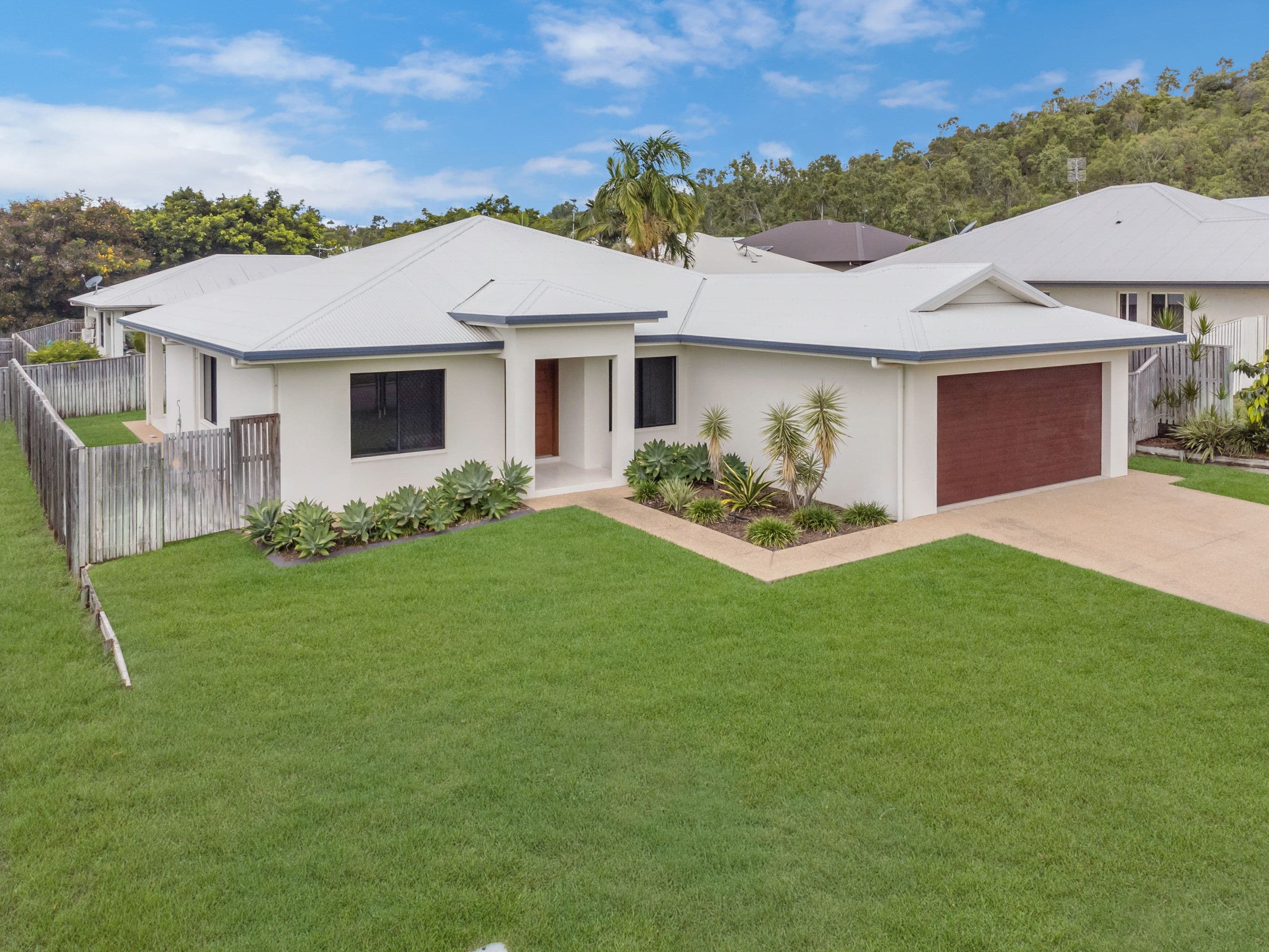 51 Rattray Street, Bushland Beach QLD 4818, Bushland Beach - Thumbnail 4