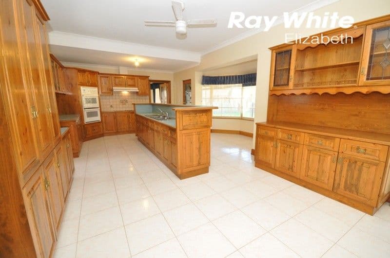 24 Perre Drive, Craigmore SA 5114, Craigmore - Thumbnail 8