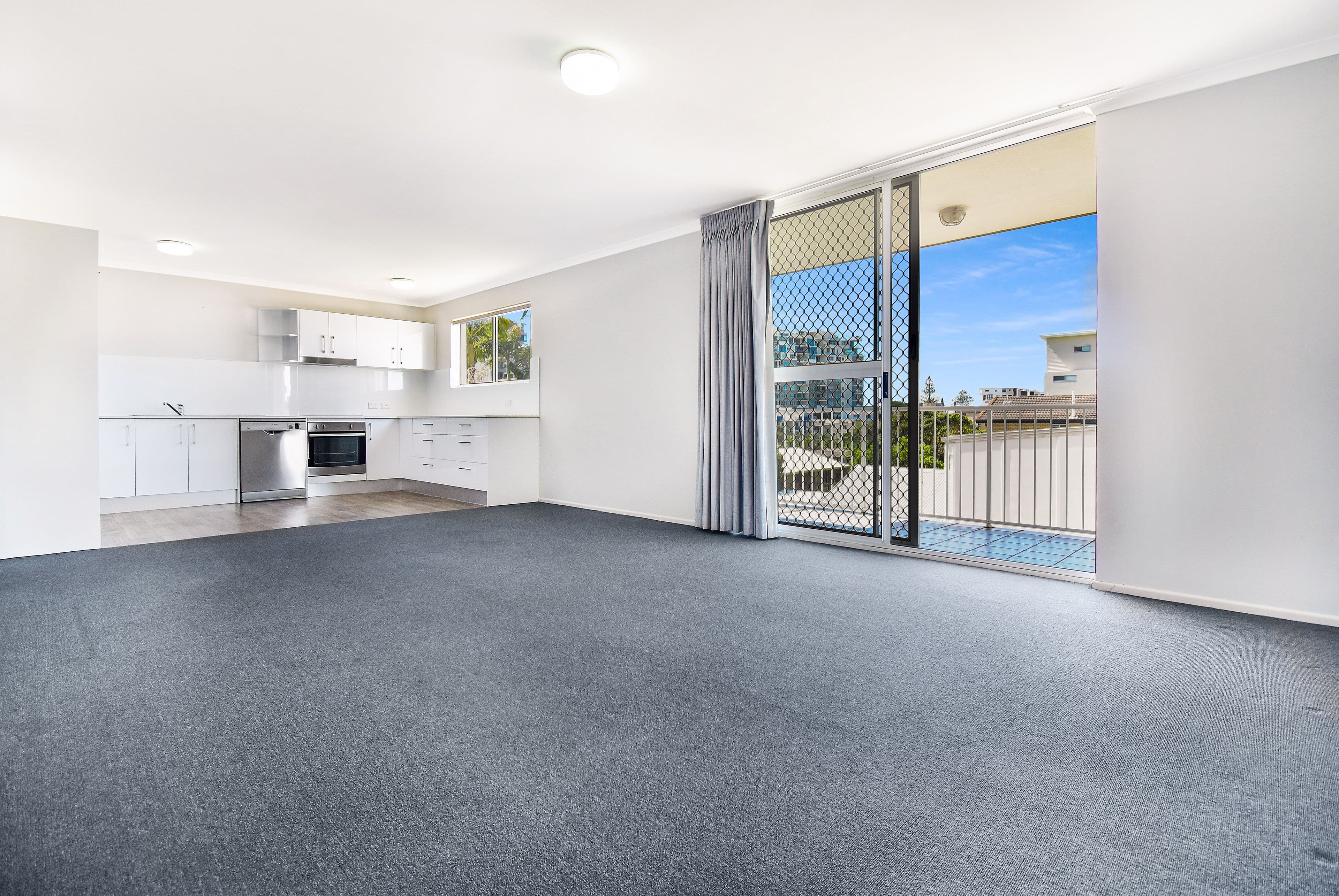 25 Saltair Street, Kings Beach QLD 4551, Kings Beach - Thumbnail 2