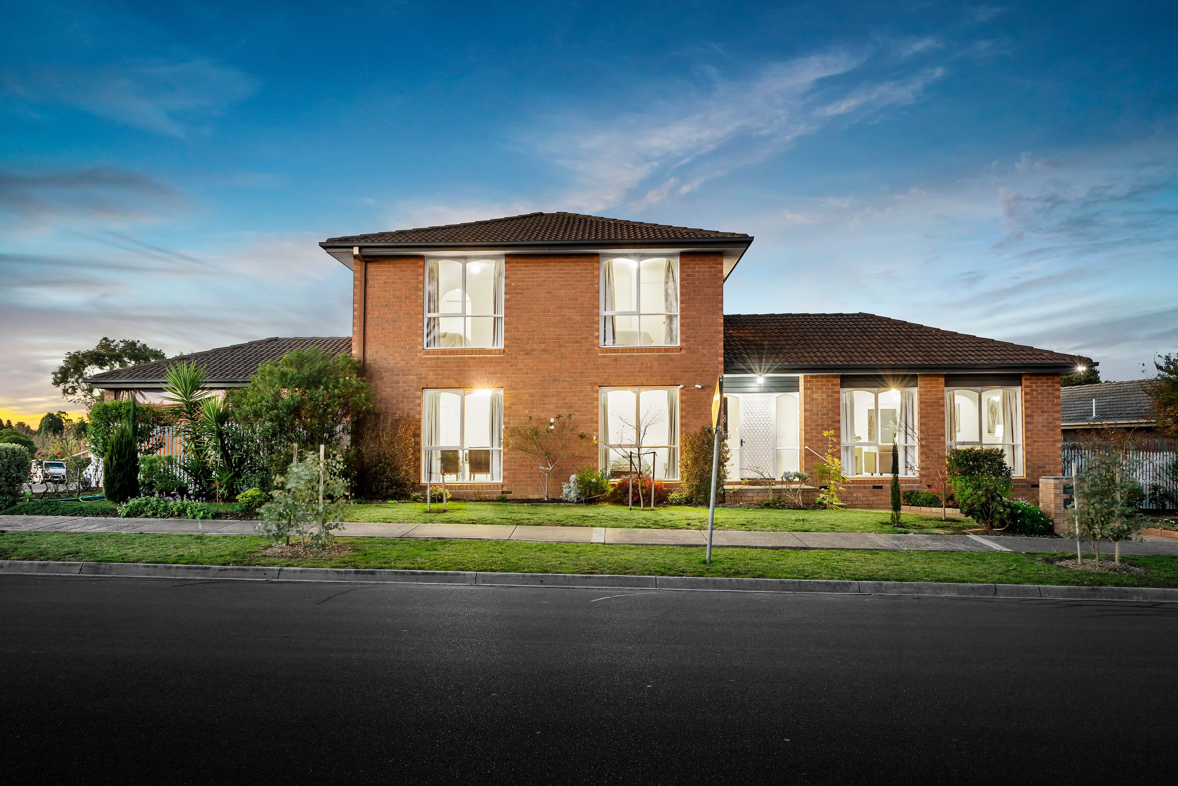 8 Merryn Grove, Wantirna South VIC 3152, Wantirna South - Image 1