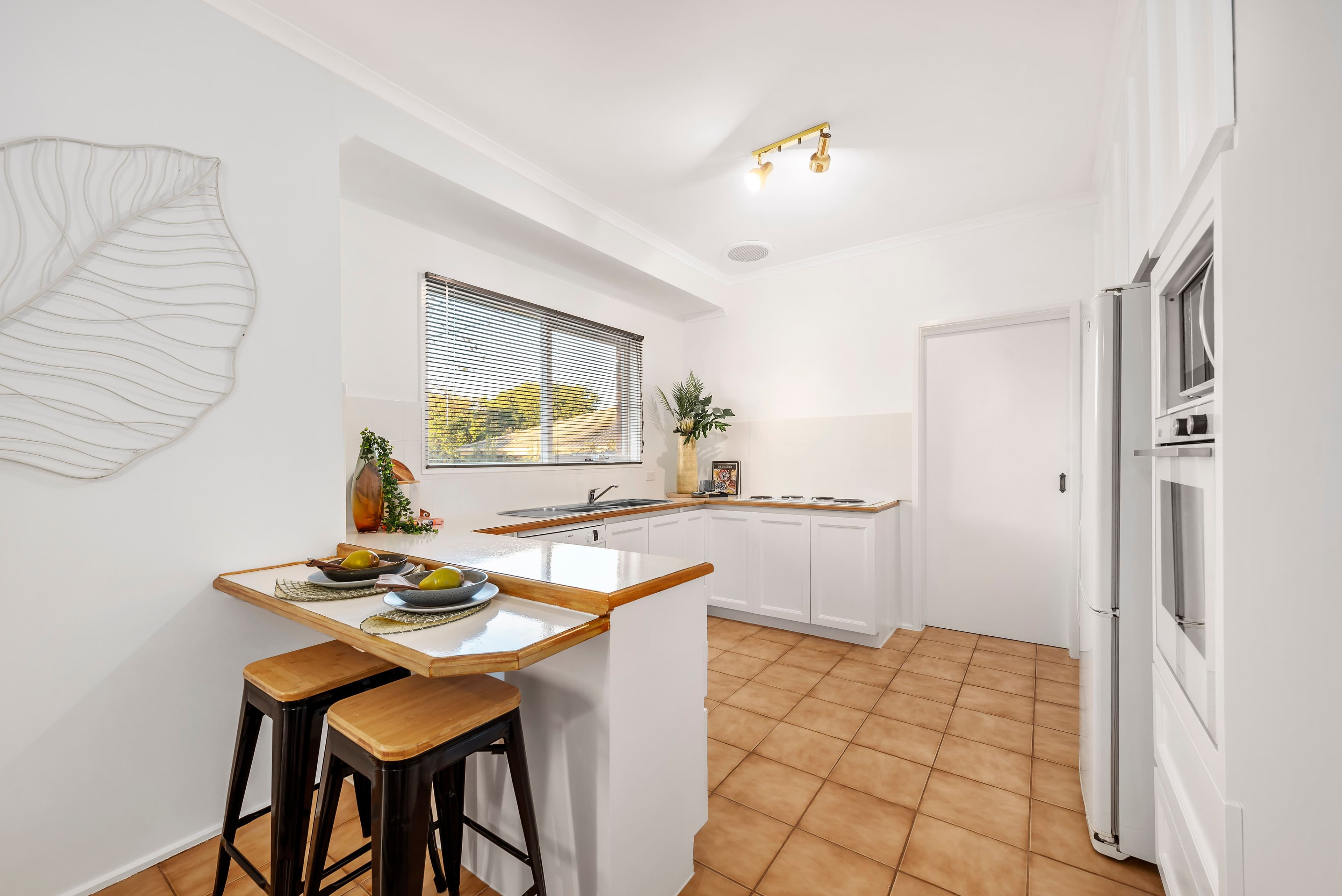 8 Merryn Grove, Wantirna South VIC 3152, Wantirna South - Thumbnail 5