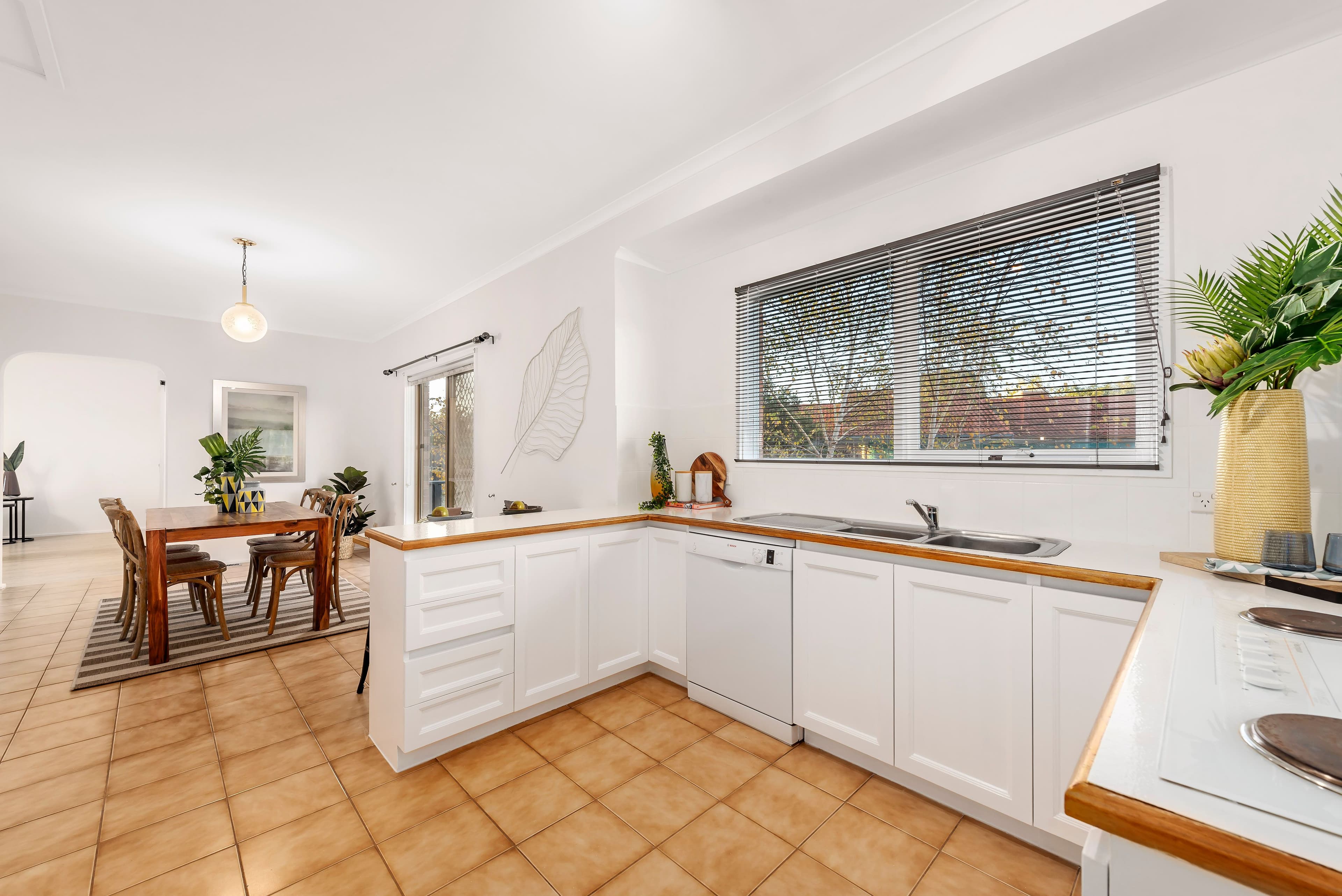 8 Merryn Grove, Wantirna South VIC 3152, Wantirna South - Thumbnail 6