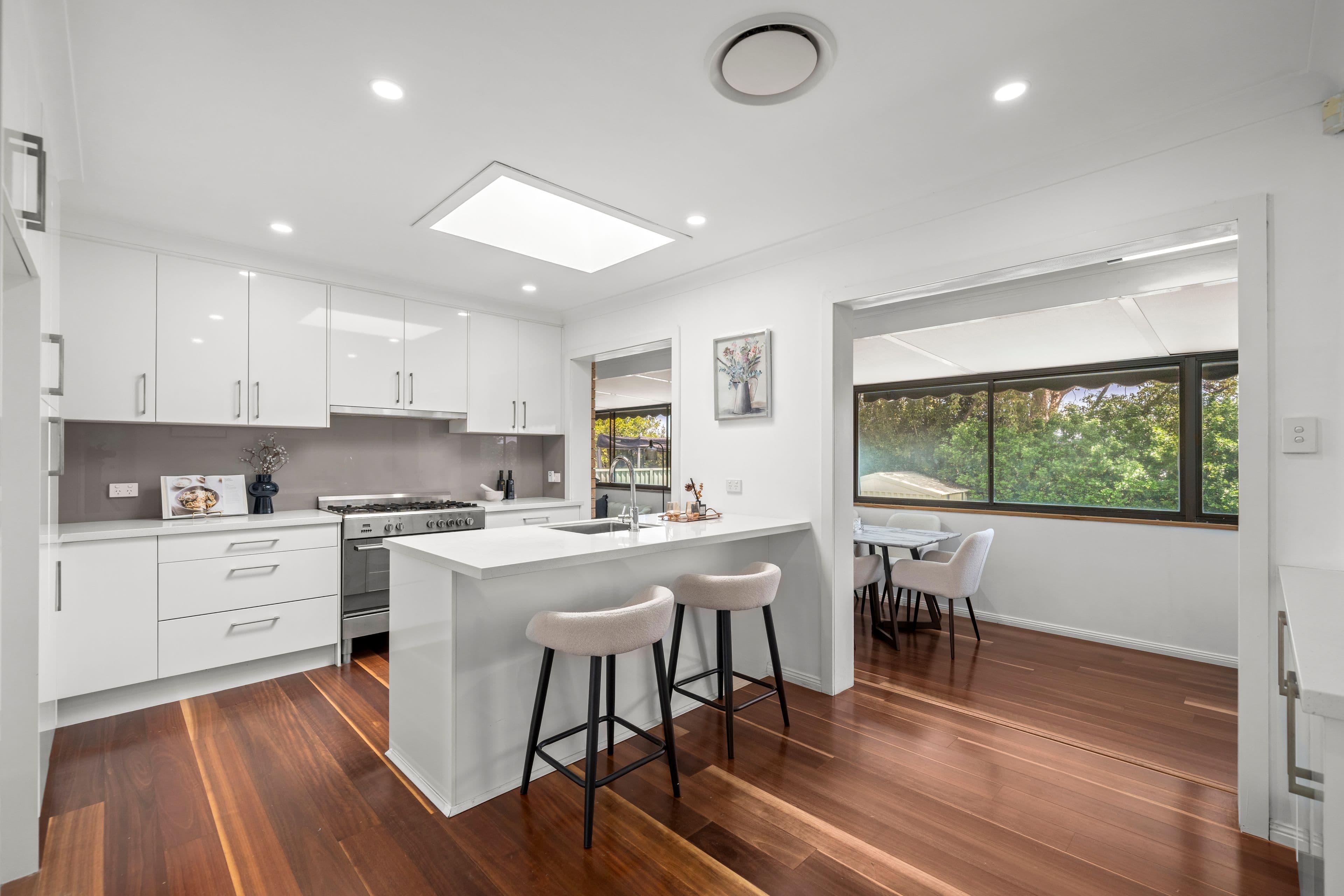 62 Brucedale Drive, Baulkham Hills NSW 2153, Baulkham Hills - Thumbnail 2