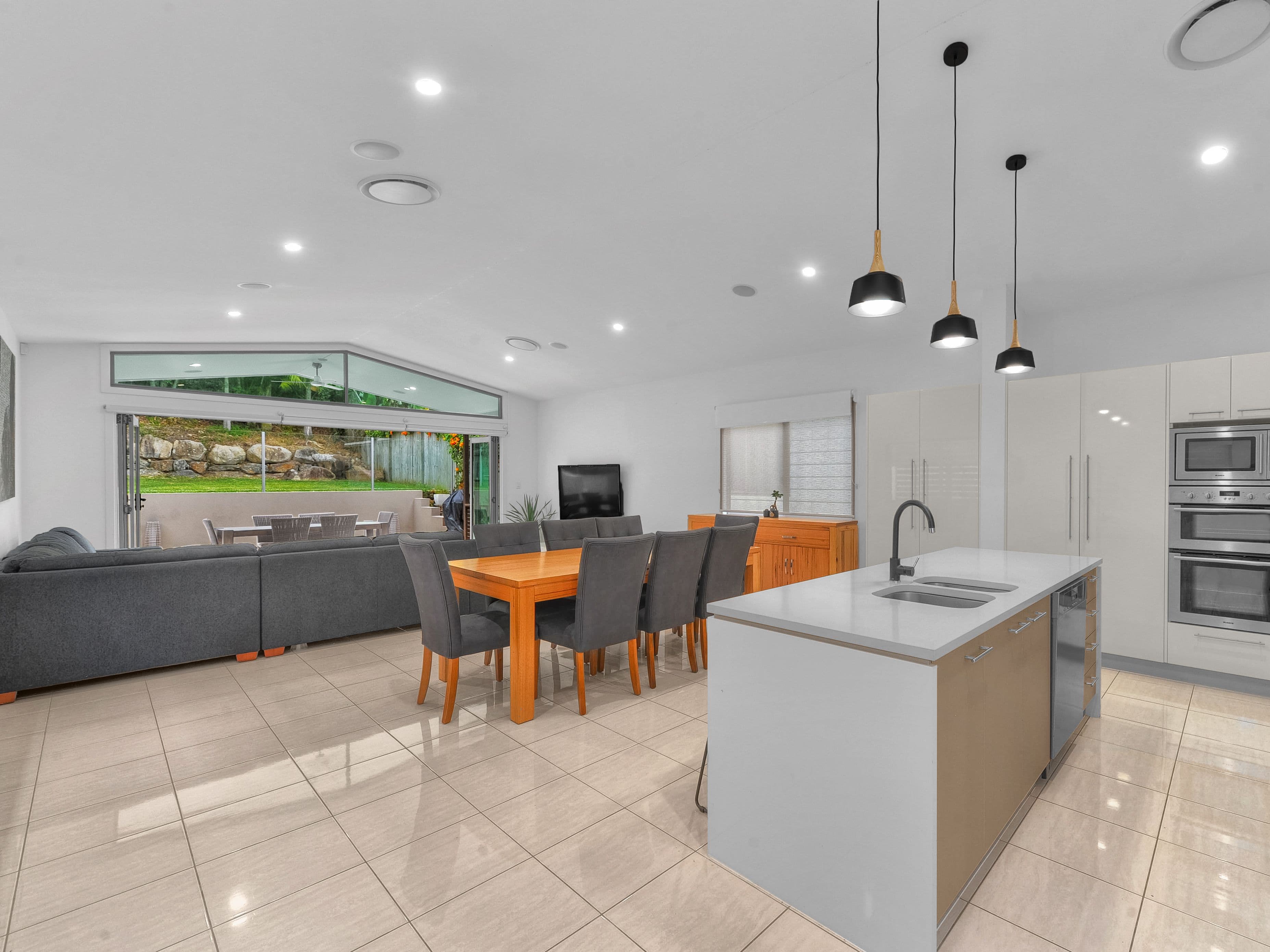 416 Ferguson Road, Seven Hills QLD 4170, Seven Hills - Thumbnail 4
