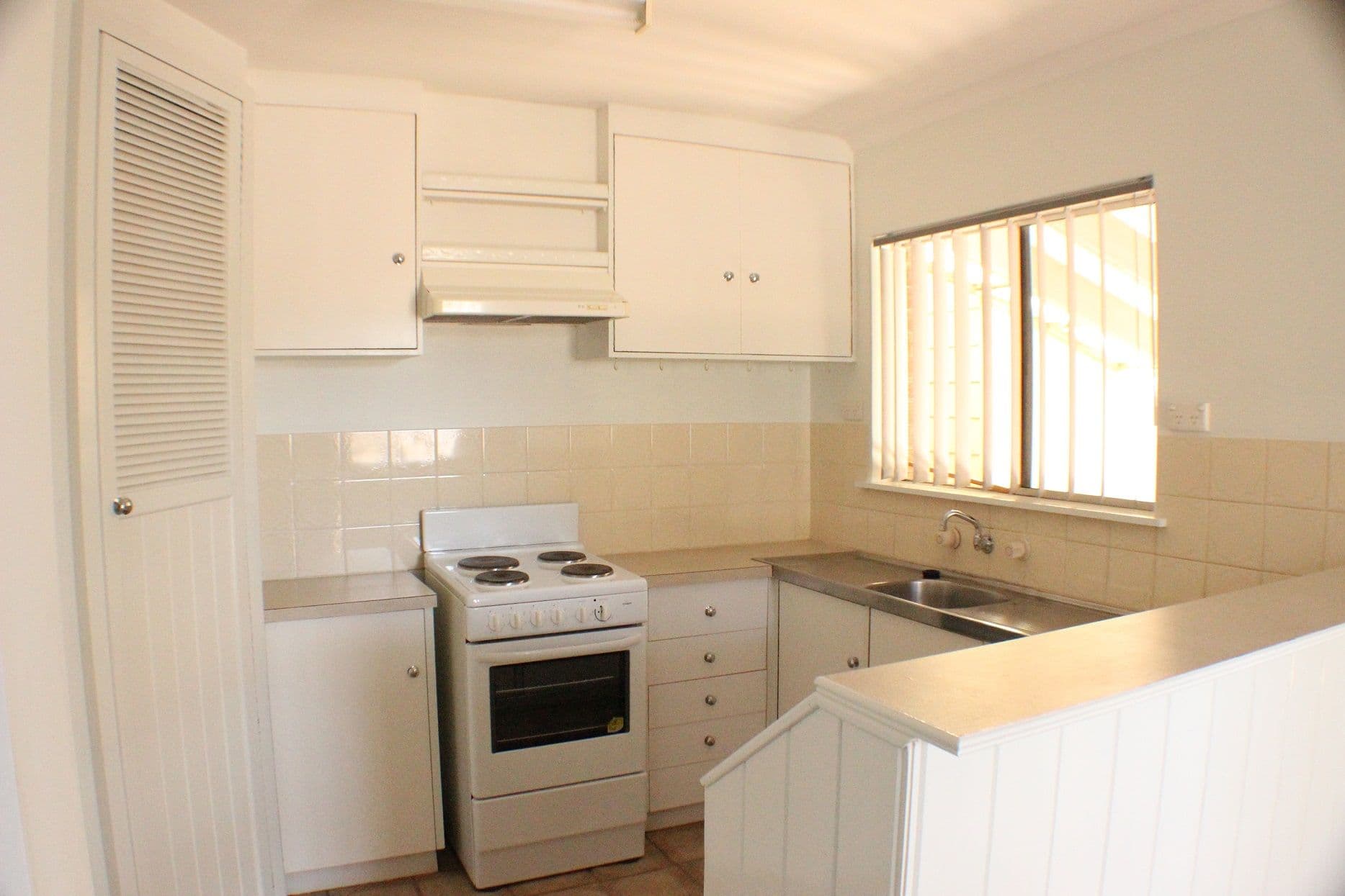 16 Parkway Drive, MASLIN BEACH SA 5170, Maslin Beach - Thumbnail 2