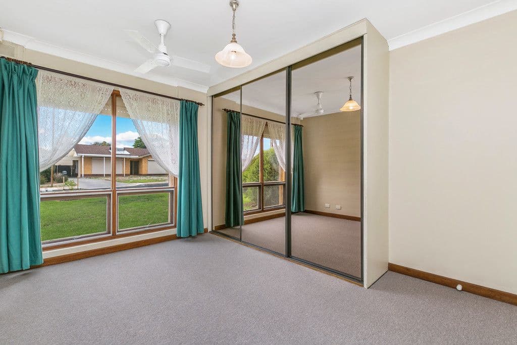31 Salisbury Avenue, Morphett Vale SA 5162, Morphett Vale - Thumbnail 8