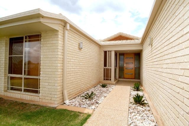 84 Aberdeen Street, RANGEVILLE QLD 4350, Rangeville - Thumbnail 2