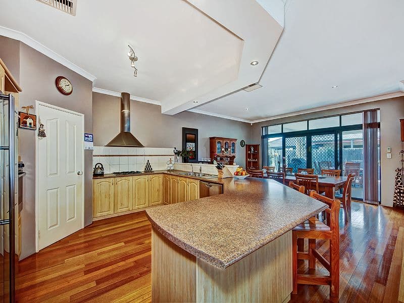 14 Pockett Avenue, ROCKINGHAM WA 6168, Rockingham - Thumbnail 5
