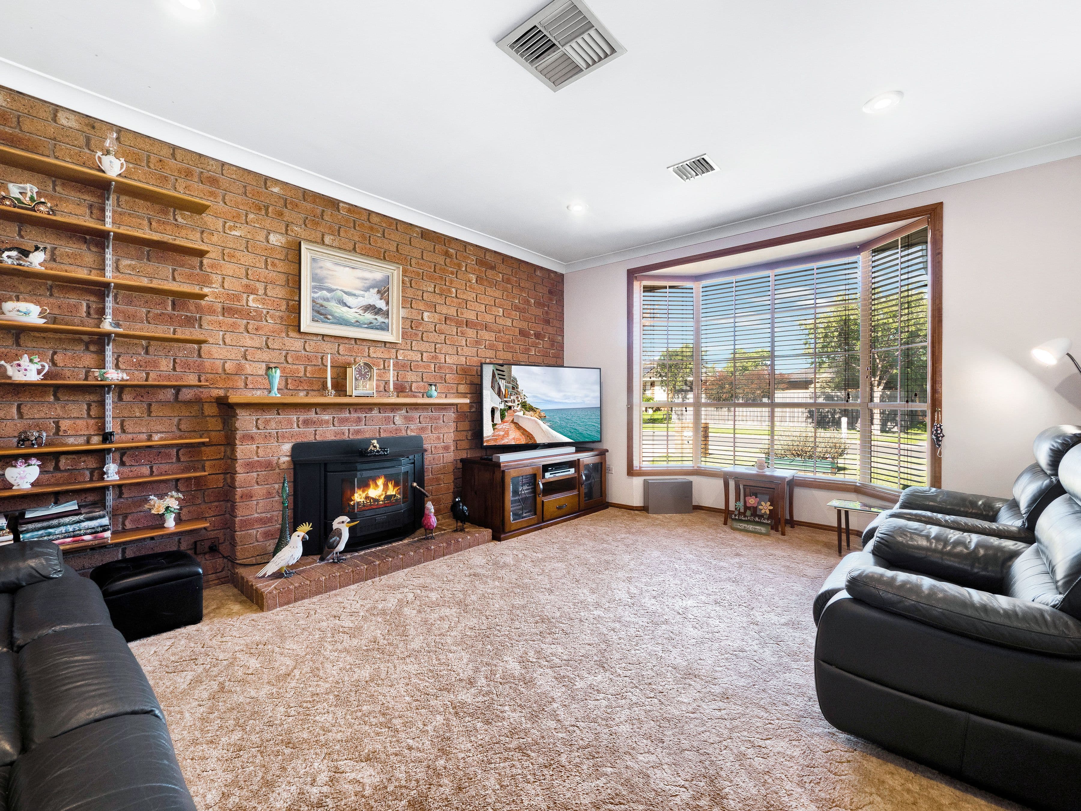 30 HORSFIELD Street, Cranbourne North VIC 3977, Cranbourne North - Thumbnail 5