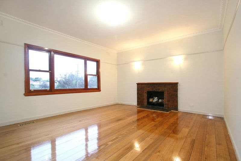 26 carmichael Road, OAKLEIGH EAST VIC 3166, Oakleigh East - Thumbnail 2