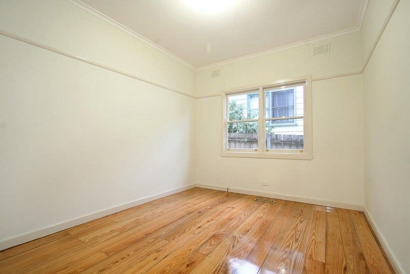 26 carmichael Road, OAKLEIGH EAST VIC 3166, Oakleigh East - Thumbnail 4